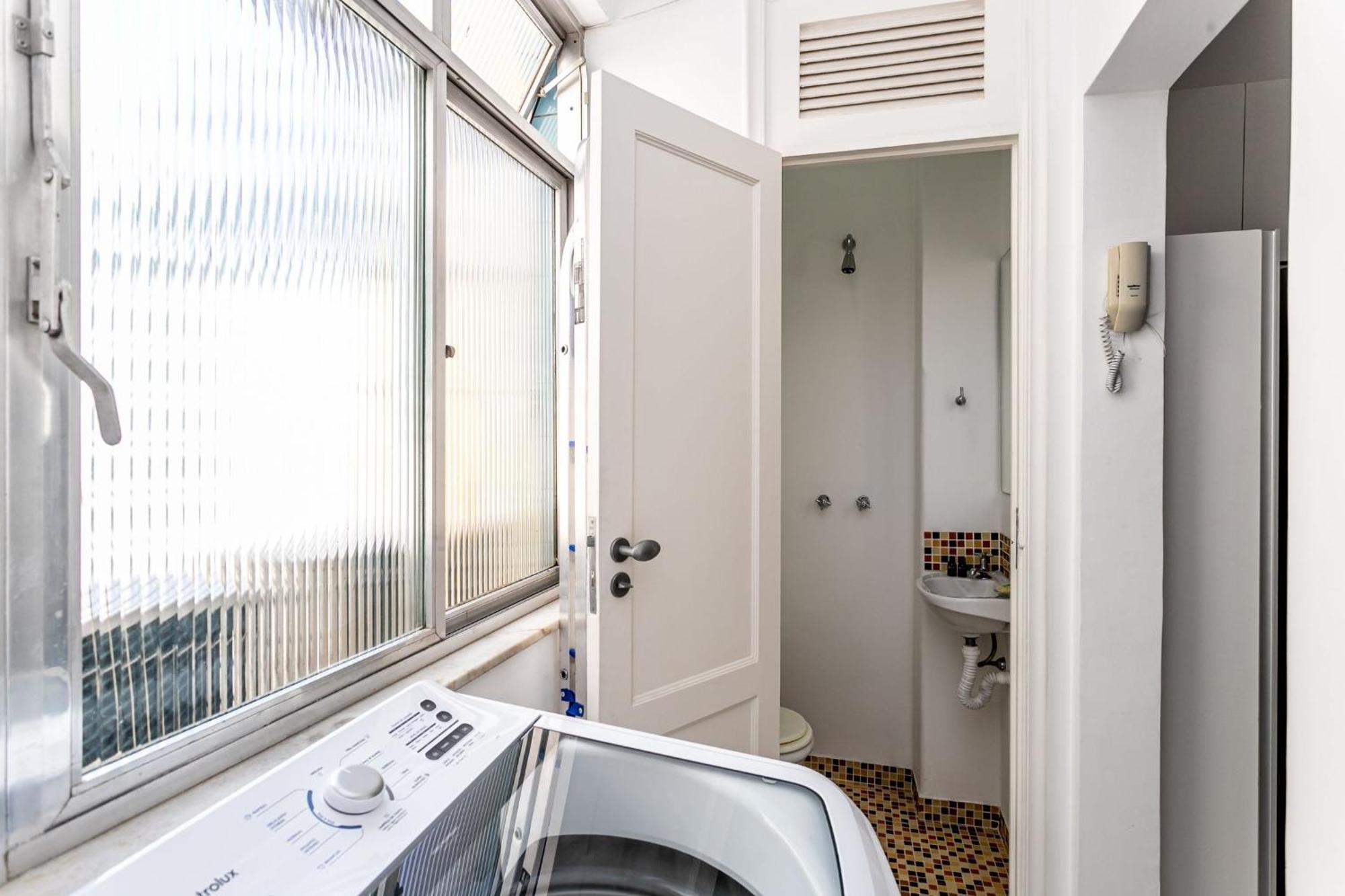 Quarto&sala A 350m Da De Ipanema | Vp145/802