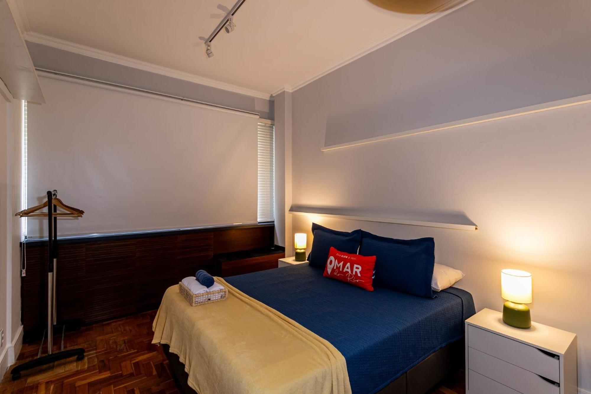 Apartamento Moderno Em Copacabana | Gb 112/304 *