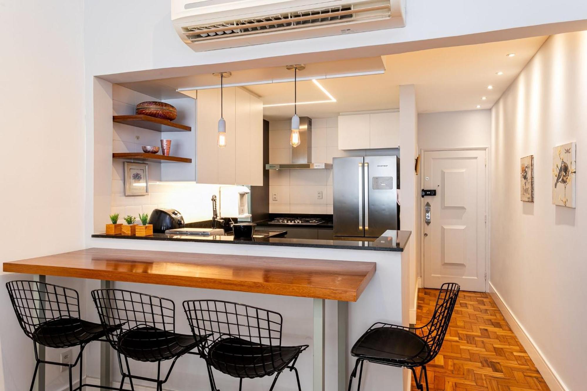 Apartamento Moderno Em Copacabana | Gb 112/304 *