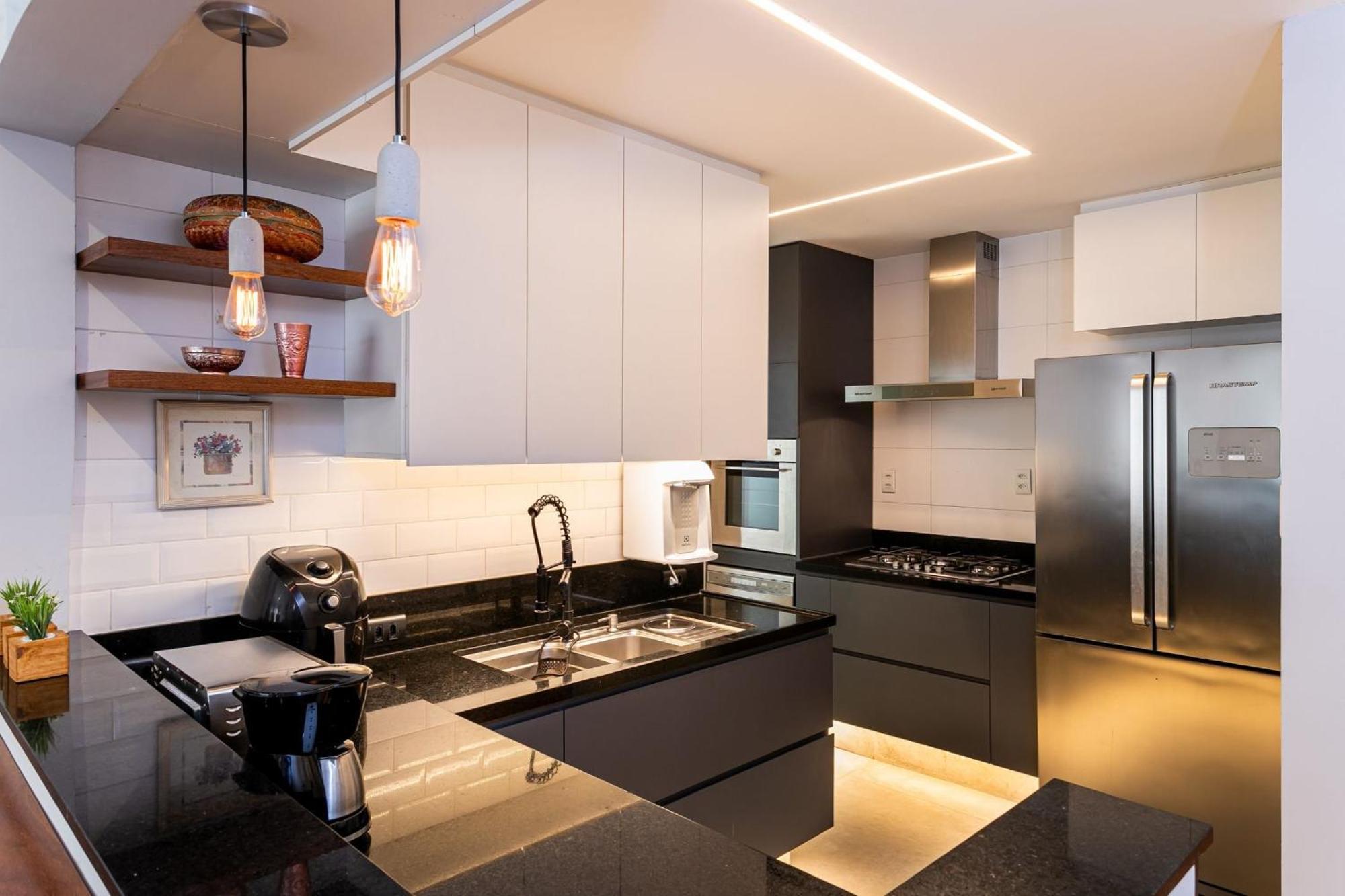 Apartamento Moderno Em Copacabana | Gb 112/304 *