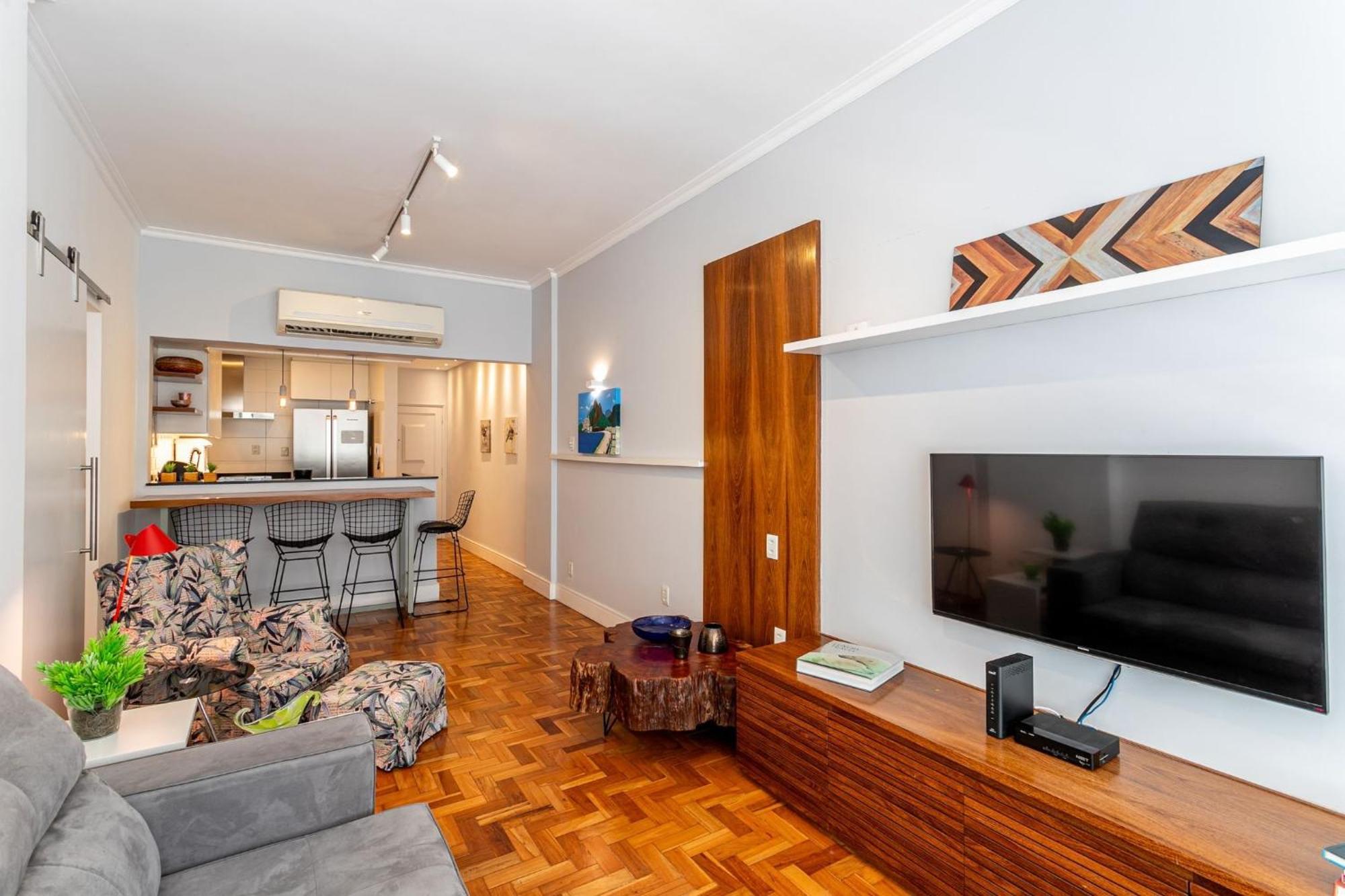 Moderno Em Copacabana | Gb 112/304 *