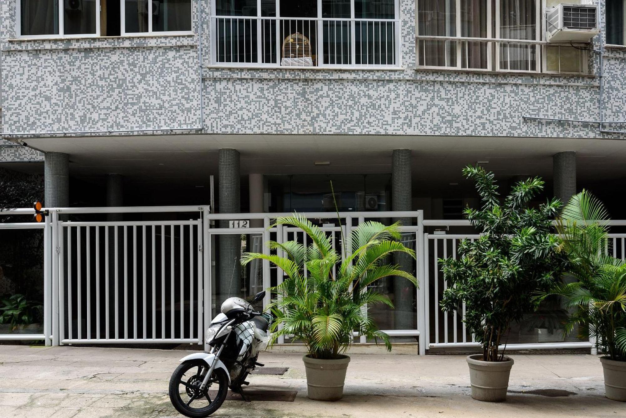 Apartamento Moderno Em Copacabana | Gb 112/304