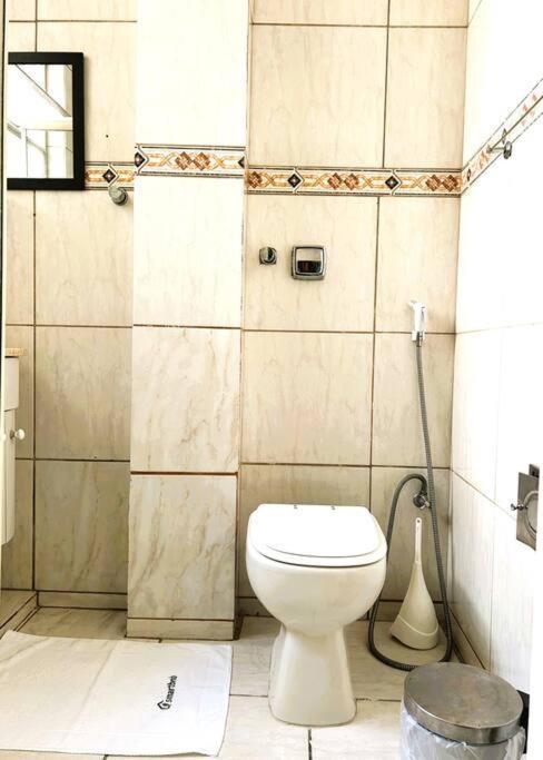 Apartamento Amplo No Posto 6 *