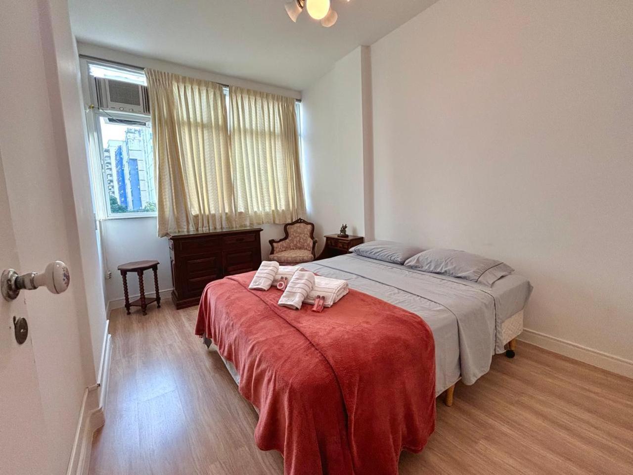 Apartamento Top De Copa! Tranquilidade A 4 Min Da Praia. Rio de Janeiro