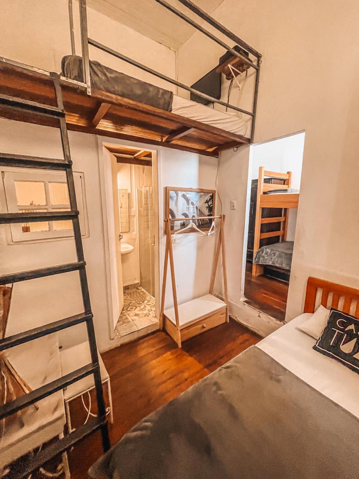 Pensão Casa Tuxi 2*