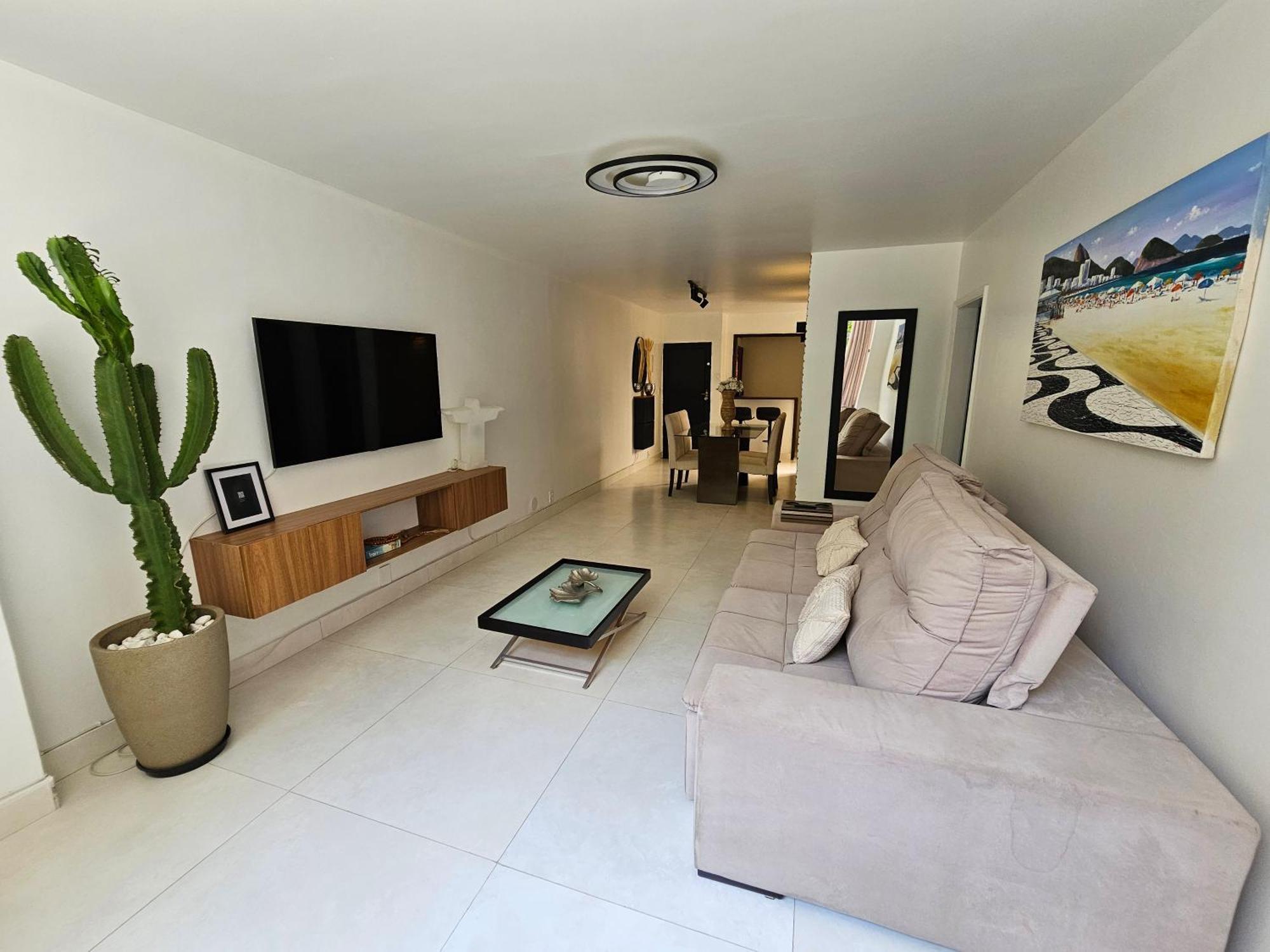 Copacabana Urban Retreat With Terrace *