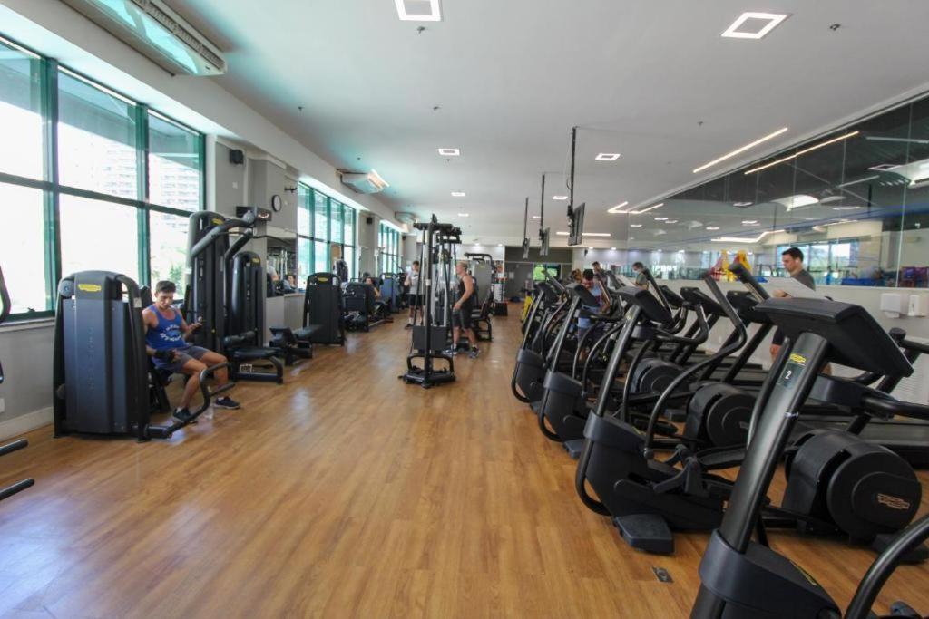 Barra Da Tijuca - 508 - De Frente Para Maravilhosa Piscina - Estacionamento Gratuito - Academia Comphania Atletica - Balsa Para Praia Gratis - Microondas - Geladeira Grande - Recepcao 24Horas - Wi-Fi - Com Pia * Rio de Janeiro