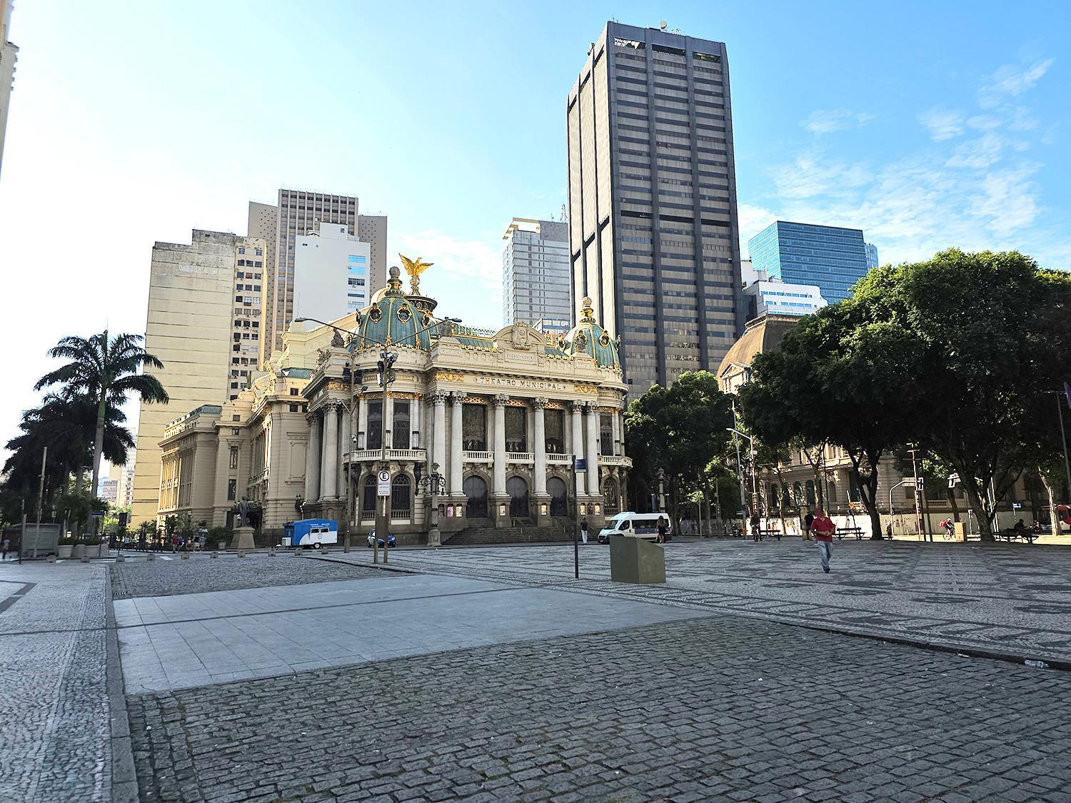 Lindo No Centro Do Rio, Na Lapa, Com Wi-fi *