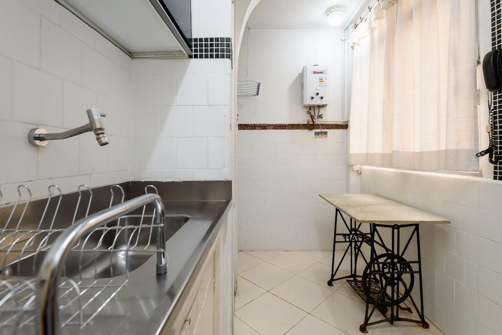 Quarto&sala A 100m Da | Nsc 1171/802