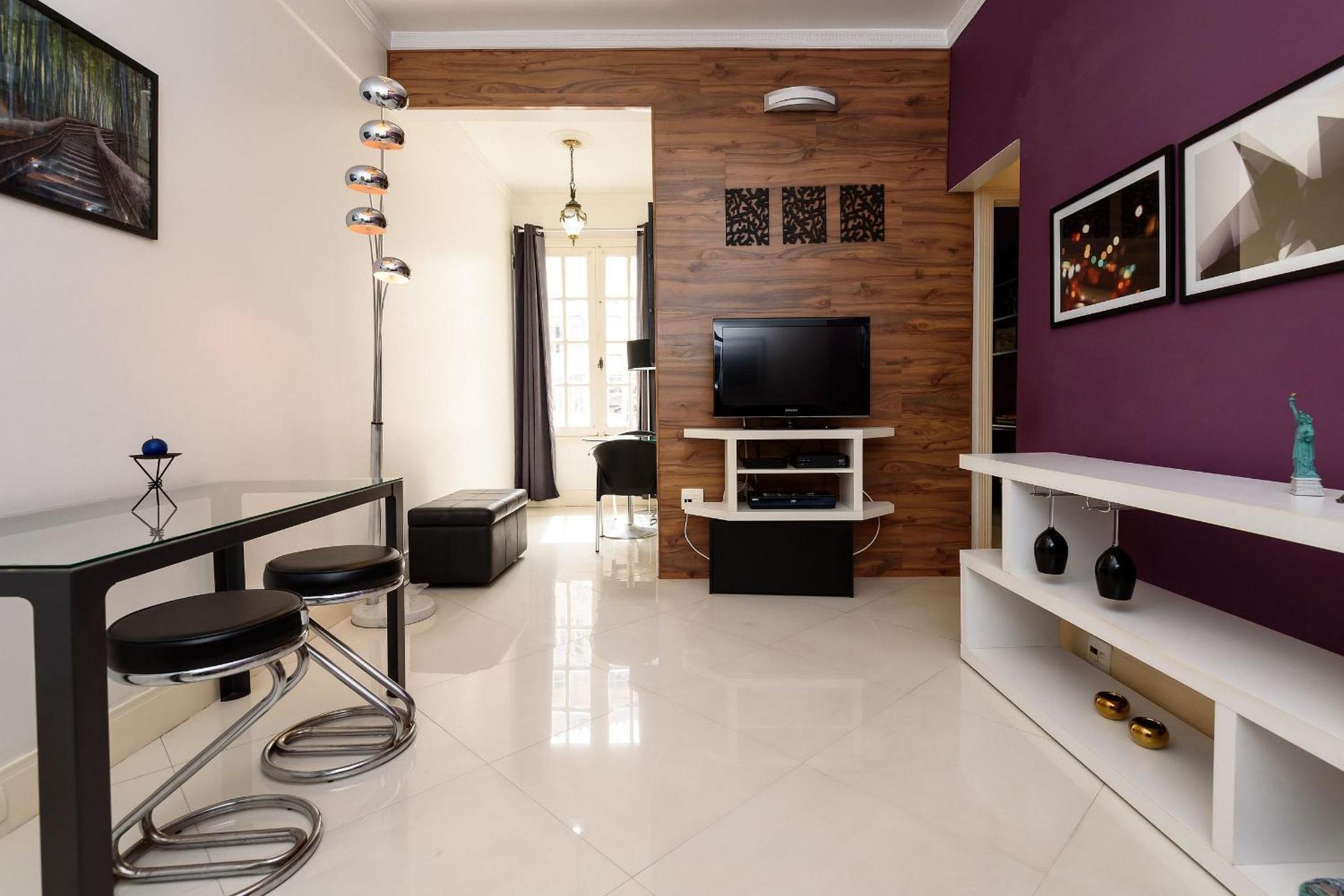 Quarto&sala A 100m Da | Nsc 1171/802 Apartment *