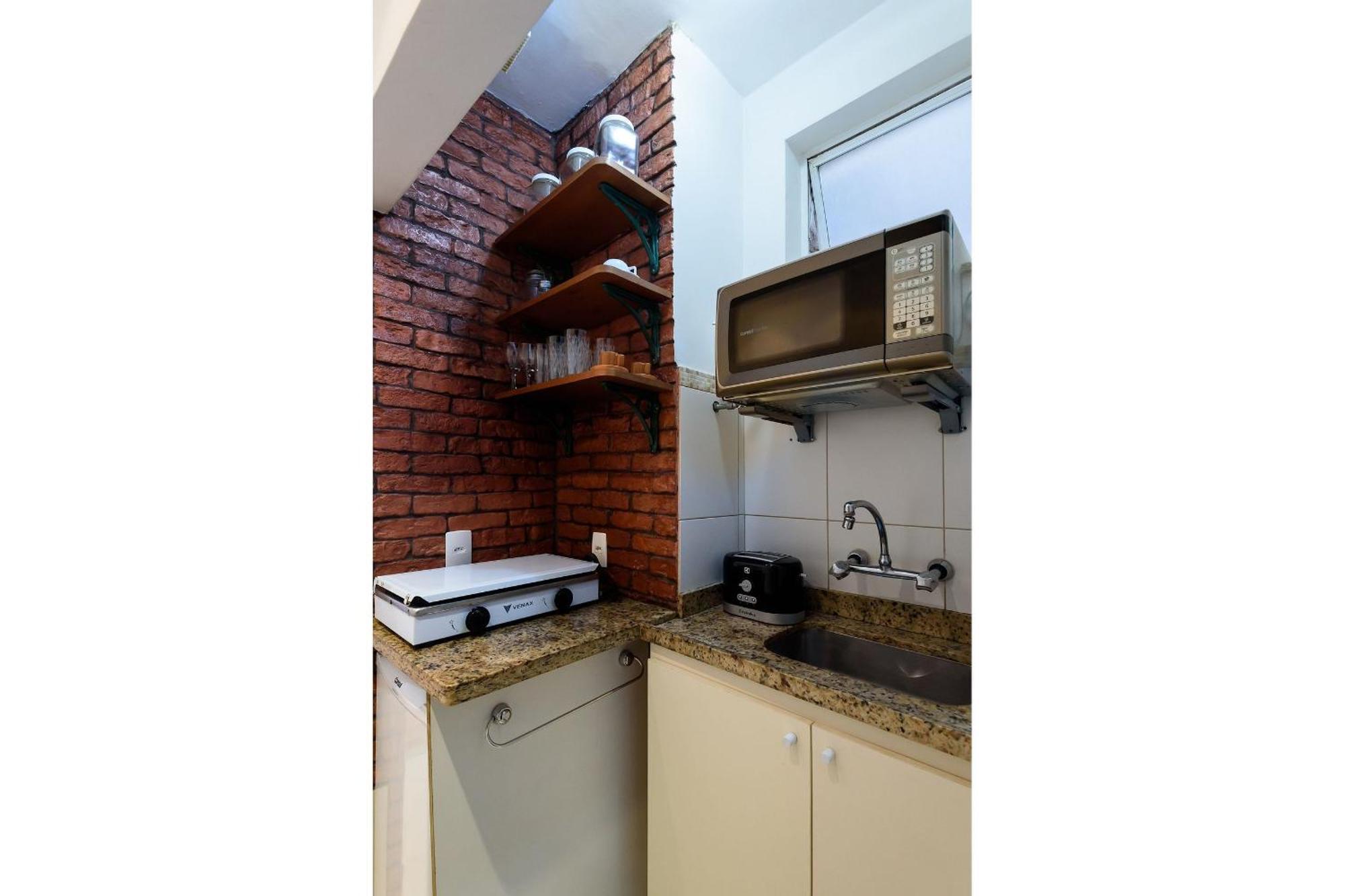 1quarto Em Copacabana A 400m Da Praia |br 194/1104 Apartamento Rio de Janeiro