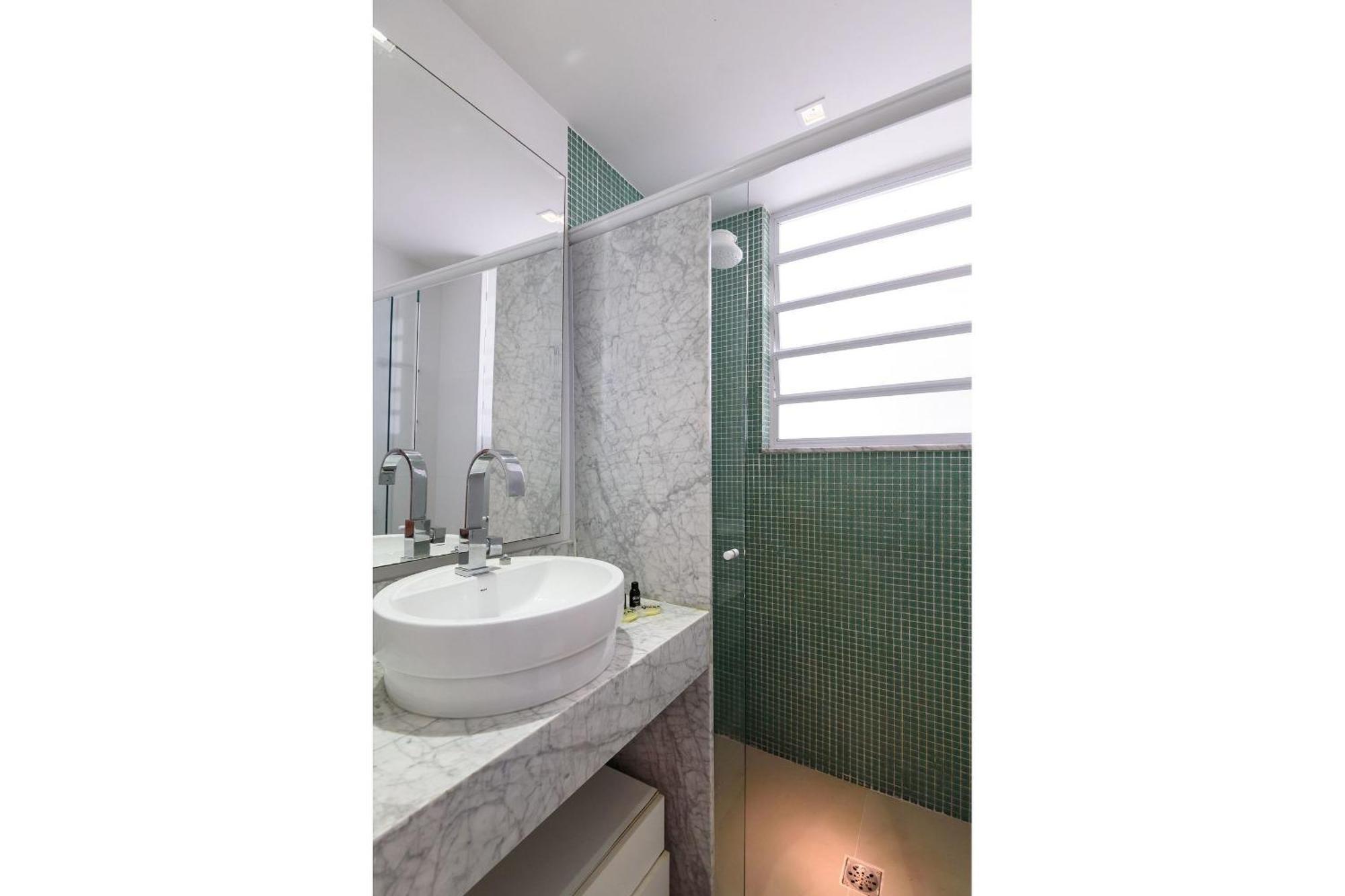 1 A 200m Da De Copacabana | Sc 86/712 Apartamento