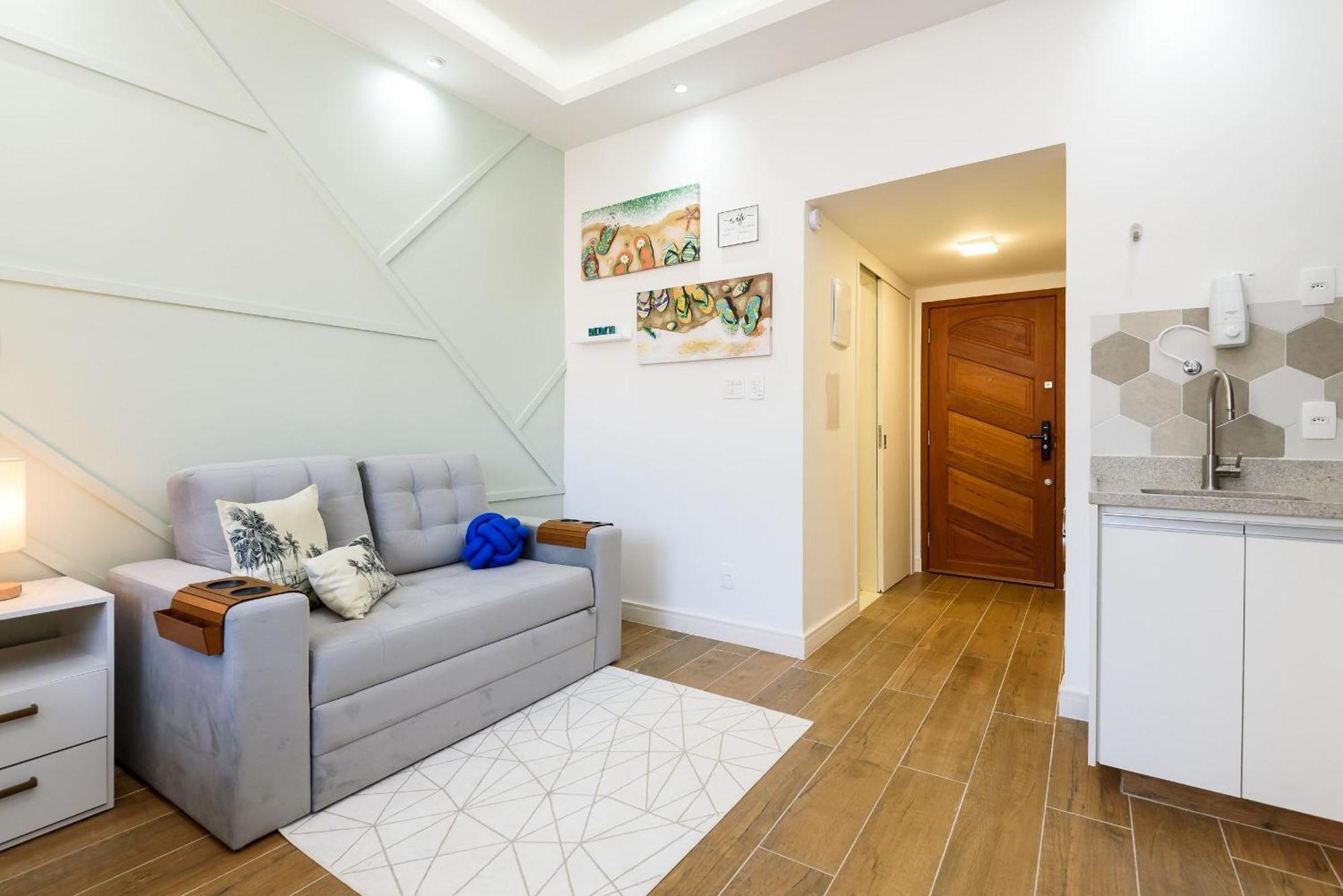 Apartamento Omar Do Rio - Sqc 143/1320: Moderno Com Vista P/ Cristo Redentor, Smart Tv, Internet 250mbps, A 230m Do Metrô Siqueira Campos E 10 Minutos Da De Copacabana