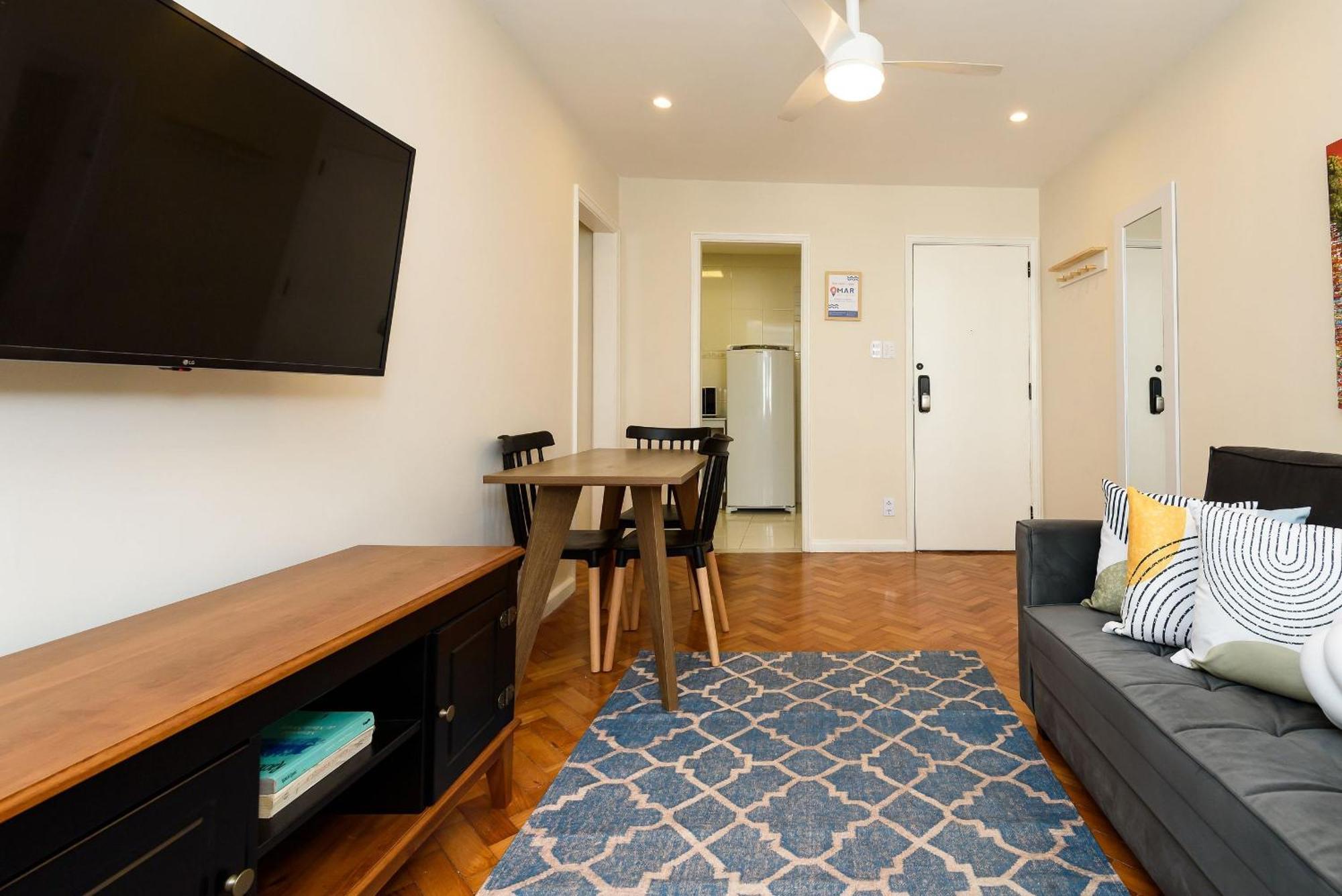 Apartamento 2qtos A 350m Da De Copacabana | Sf 135/604 Rio de Janeiro