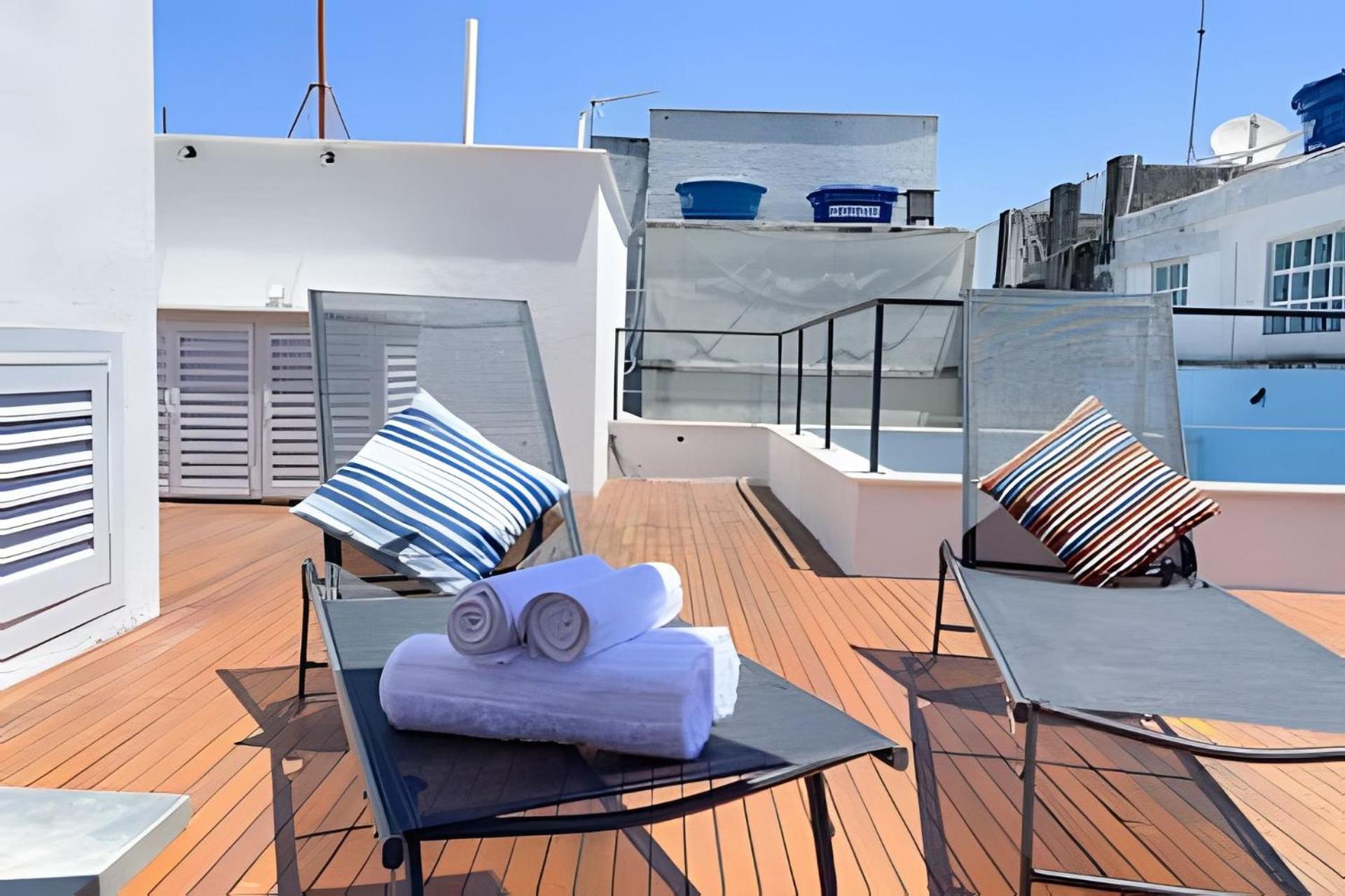 Apartamento Cobertura Com Deck Alugar Ate 8 Pessoas Em Copacabana