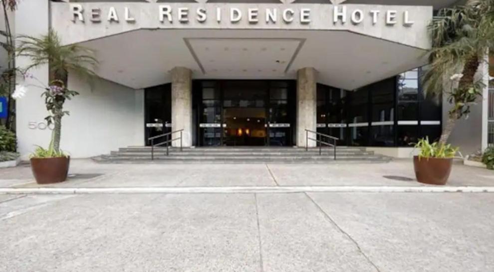 A 5min- Com Piscina, Portaria 24hrs, Internet 500mg, Shopping Rio Sul 2min A Pe! Apartment *