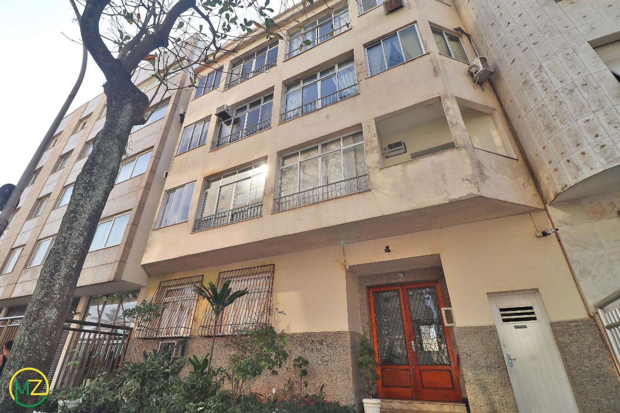 Apartamento Lindo Sala E Quarto, Pe Na Areia Em Ipanema