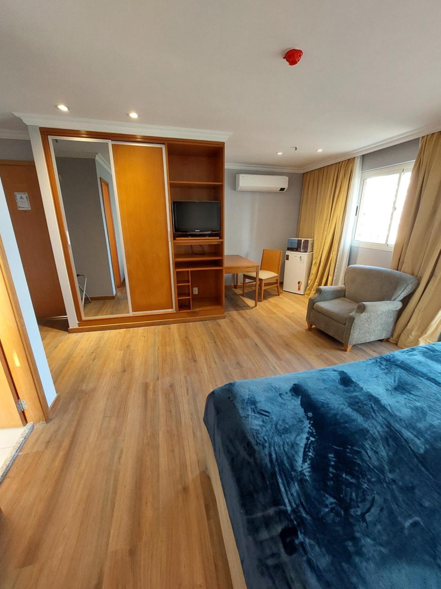 Flat Barra First Apartment