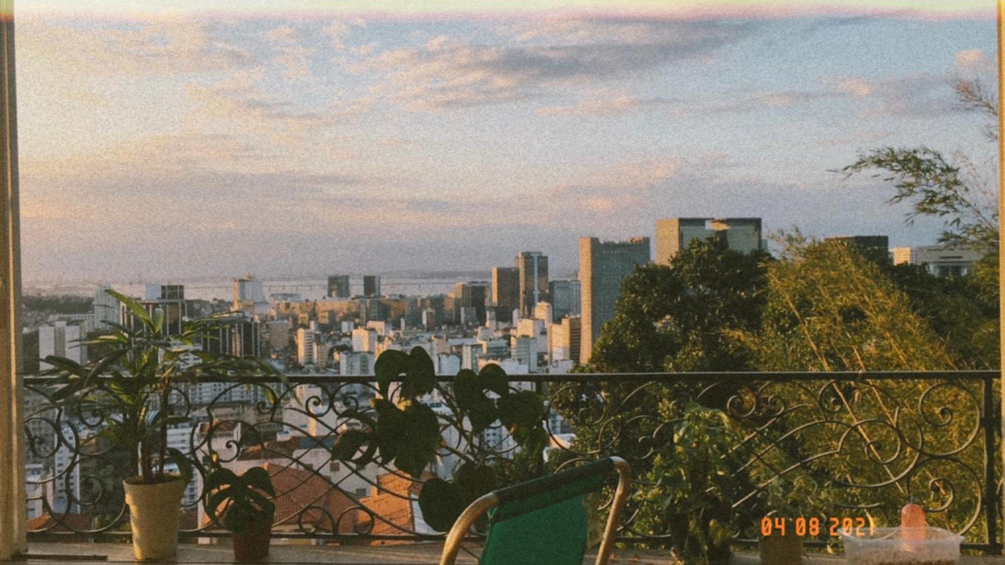 Hospedagem domiciliar Quarto Com Varanda No Paraiso *