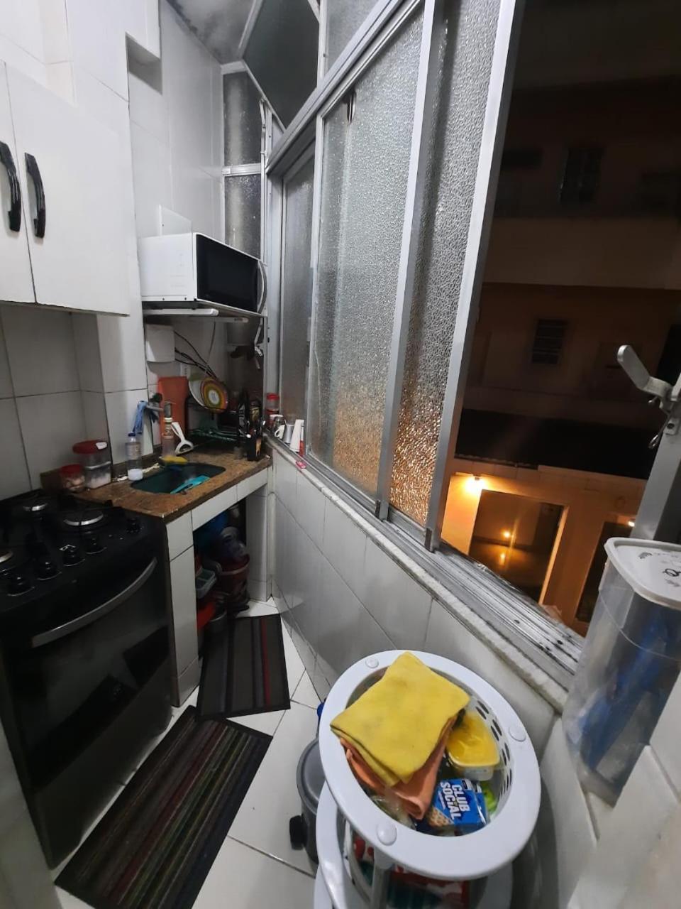 Apartamento Apto Uma Quadra Da Praia, Leme Zona Sul Rj Rio de Janeiro