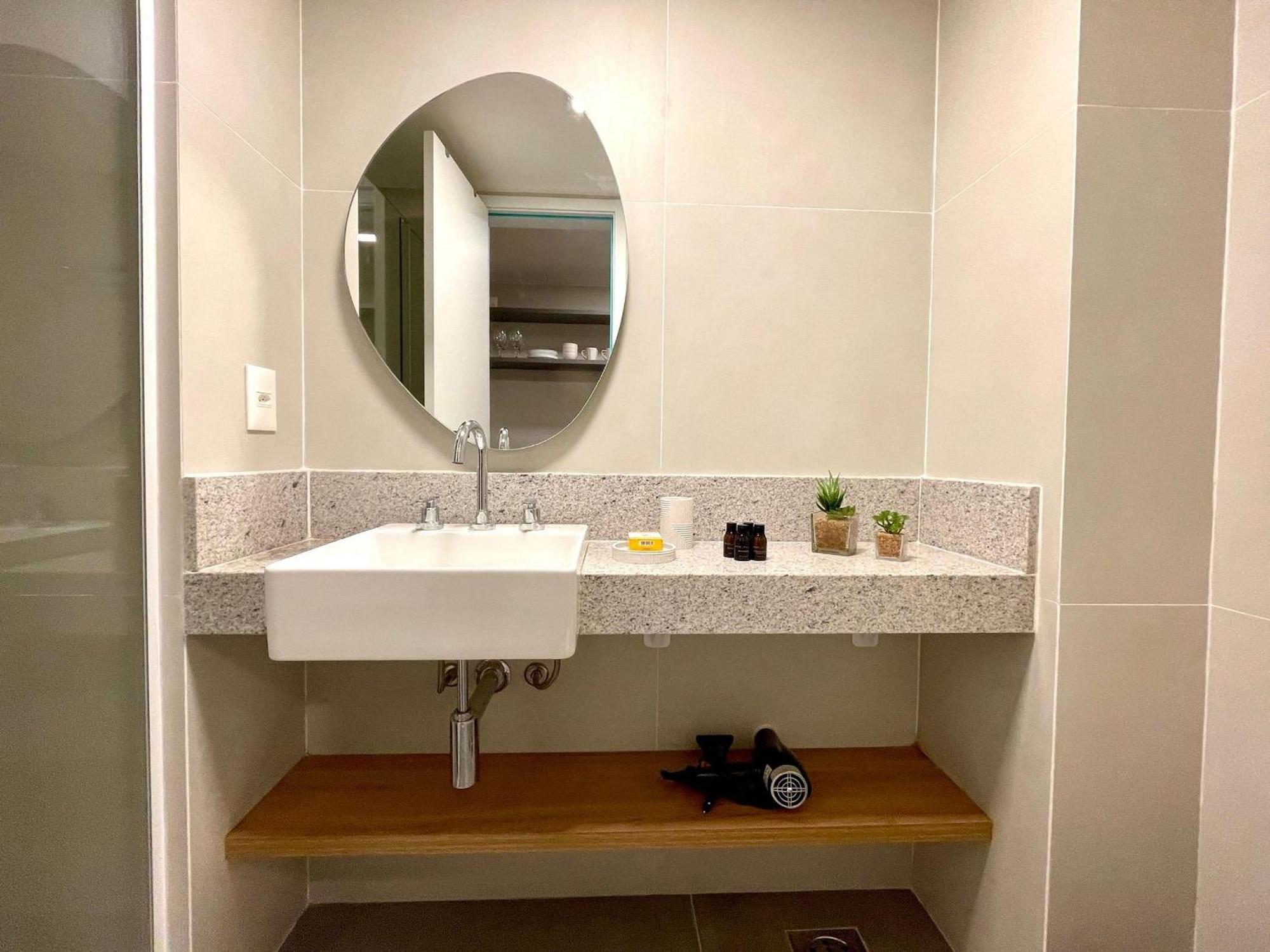 Apartamento Leblon - Vista Cristo, Piscina E Academia. Rio de Janeiro