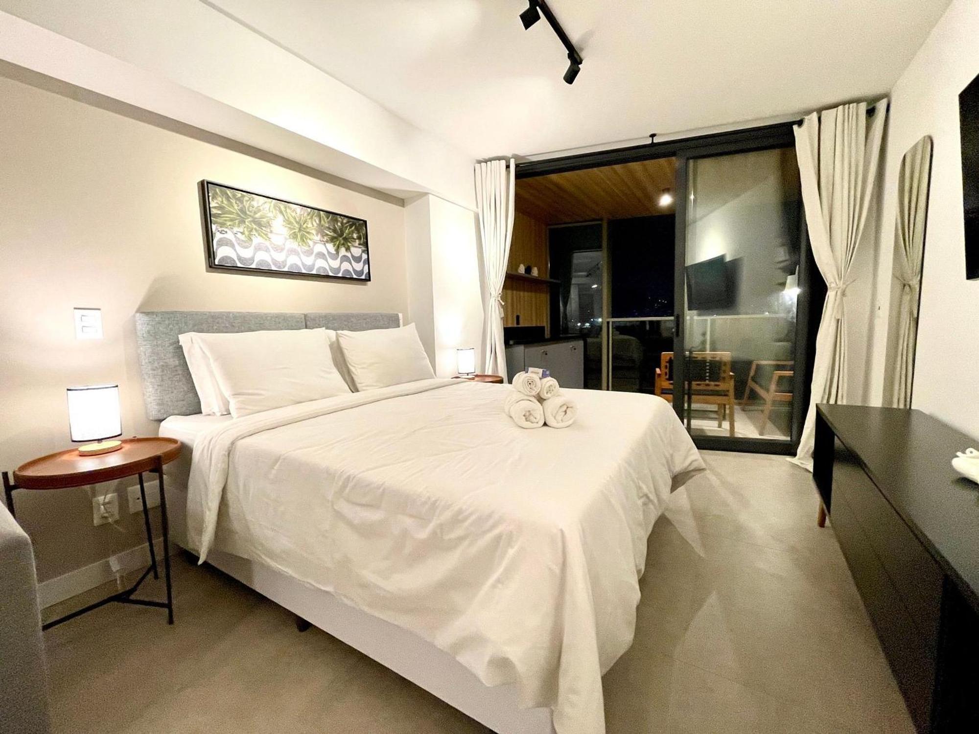 Apartamento Leblon - Vista Cristo, Piscina E Academia. Rio de Janeiro