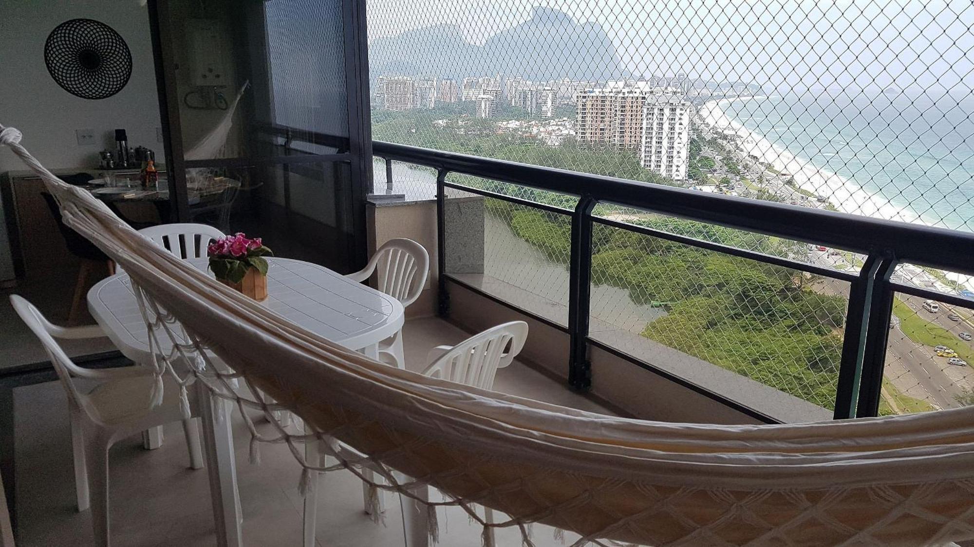 Apartamento Barra - Praia, Piscina E Conforto *