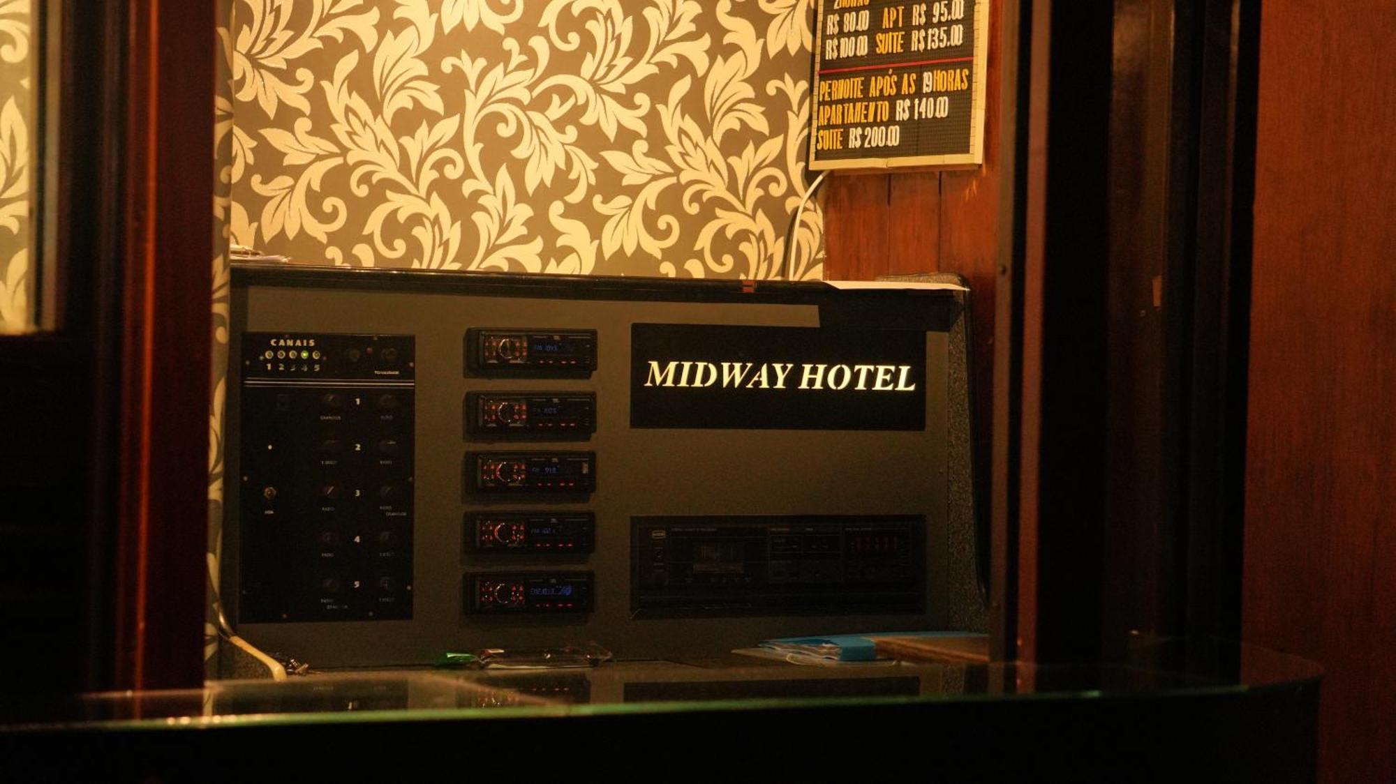 Midway (adults Only) 2*