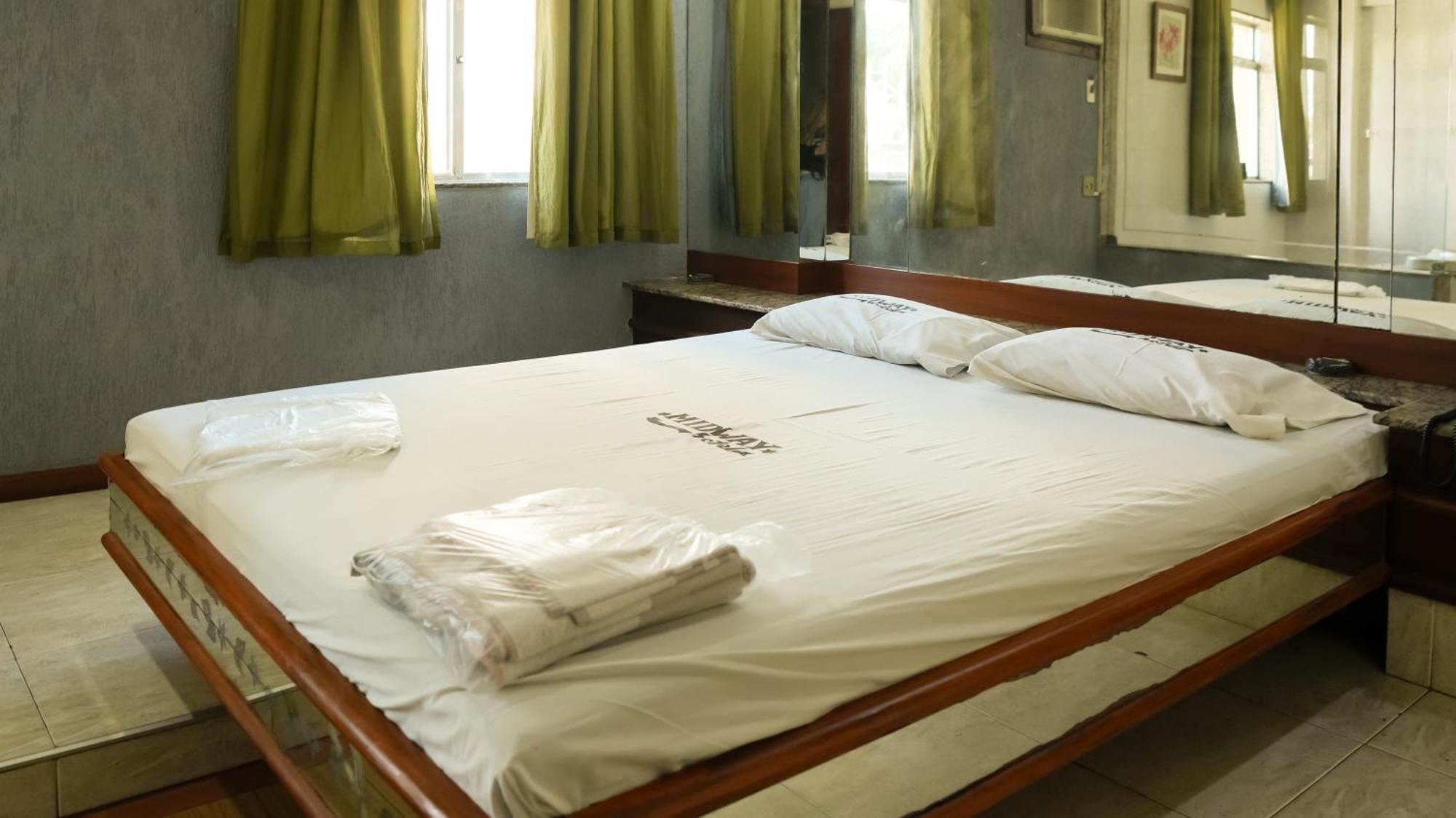 Motel para Casais Midway (adults Only)