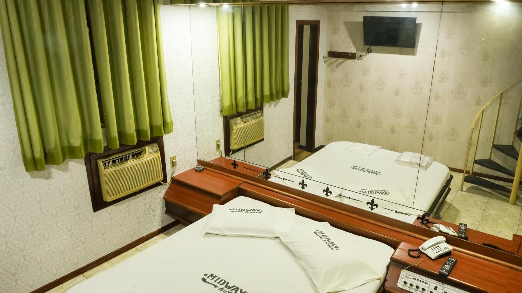 Motel para Casais Midway (adults Only) 2*