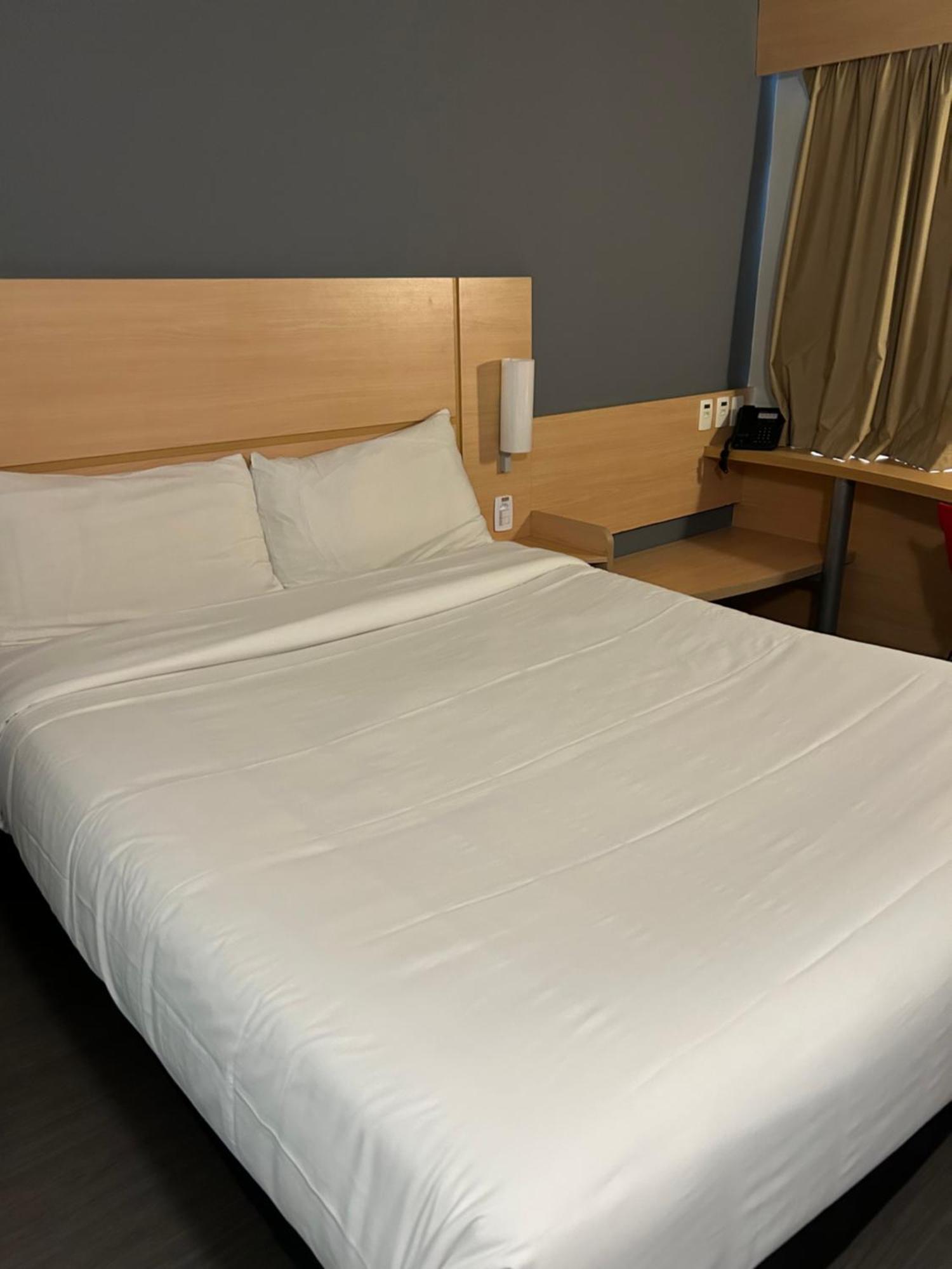Ibis Copacabana Posto 5 Hotel
