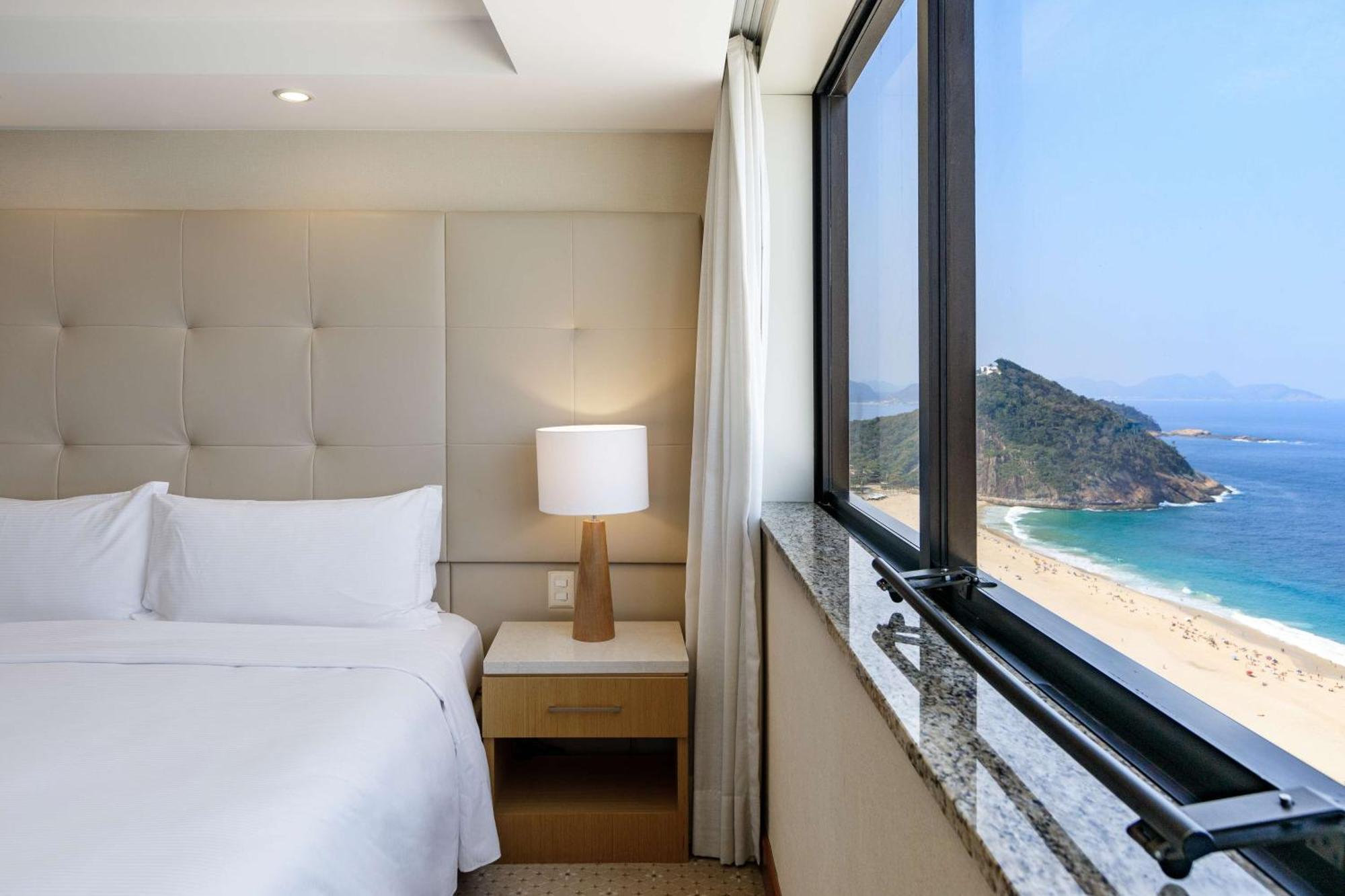 Hilton Copacabana 5*