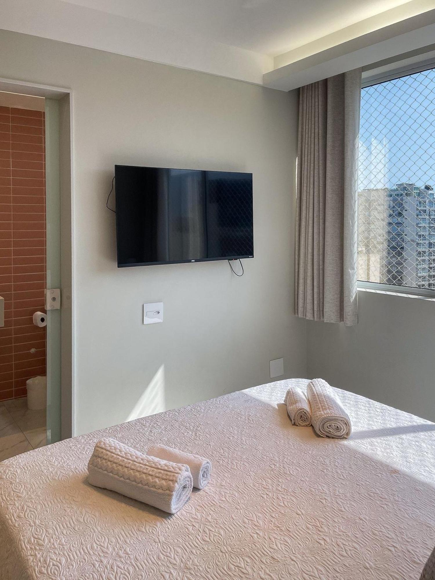Apartamento Duas Suítes Na Segunda Quadra Da