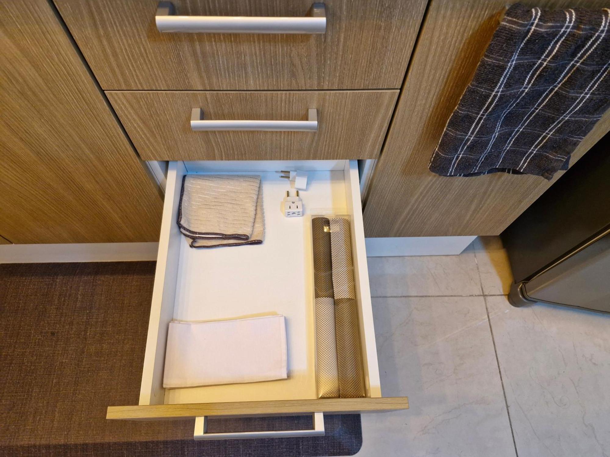 Estudio Moderno No Coracao Do Apartment