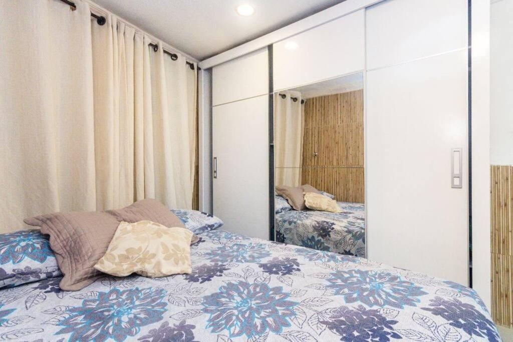 Apartamento Casa Rosa A Uma Quadra Da Praia