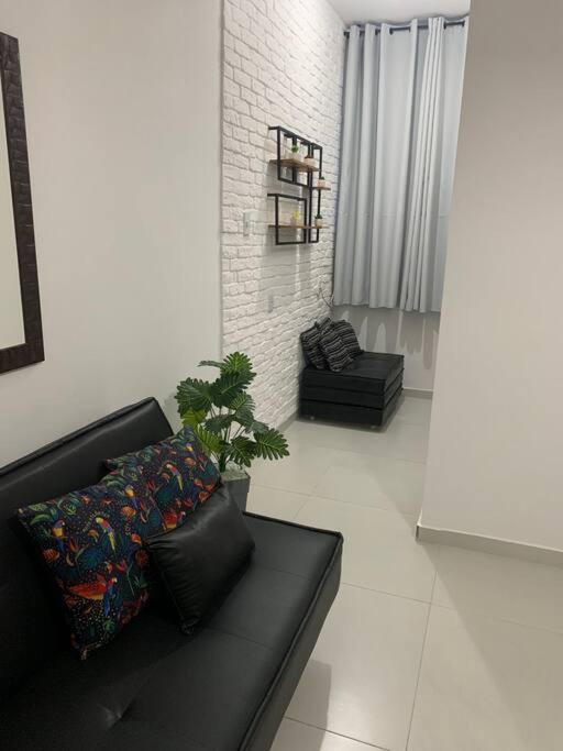 Charmoso No Posto 4 Apartamento *