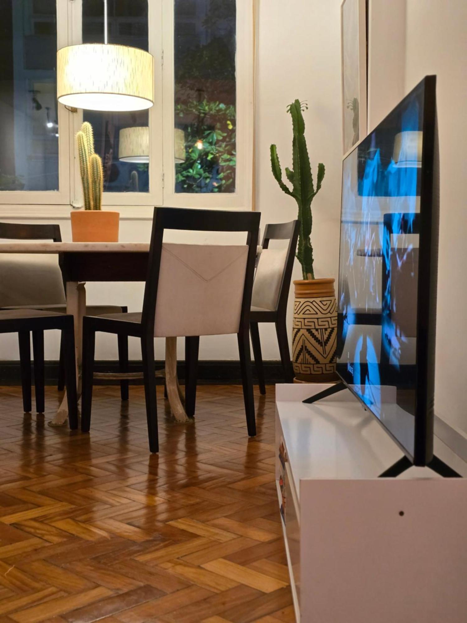 Cool & Vintage Arpoador Apartment