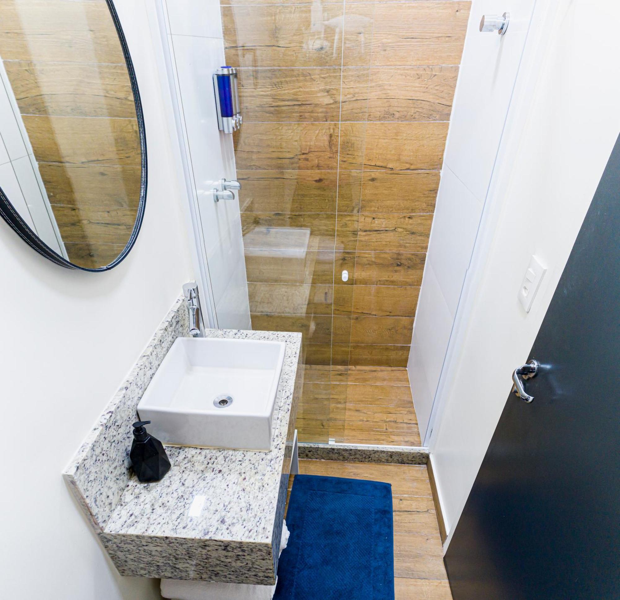 Apartamento 03 Quartos , Todo Reformado, No Posto 6 De Copacabana Enorme, 6 Camas, Ao Lado De Arpoador E Ipanema , Climatizado , Wifi E 3 Smart Tv, Pauloangerami Rp144