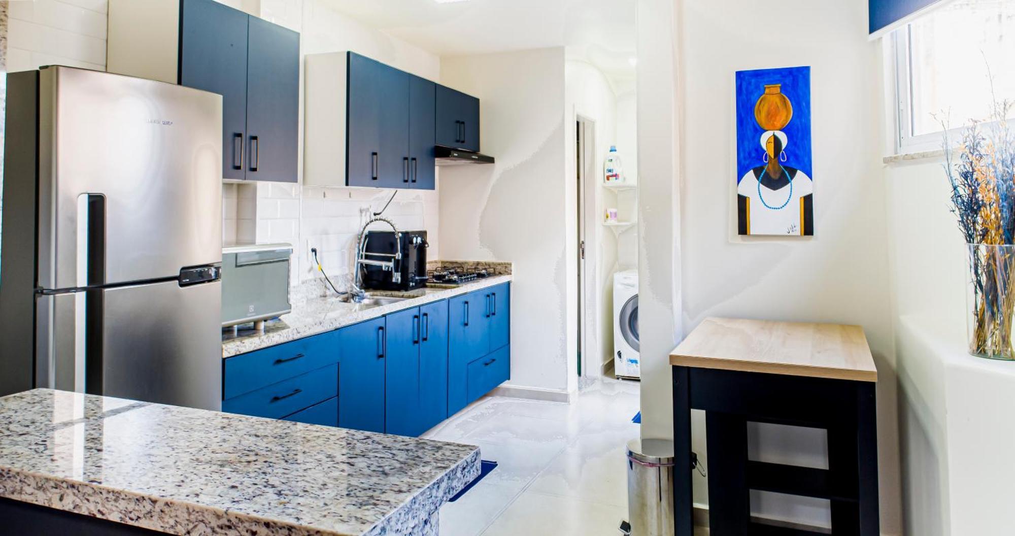 03 Quartos , Todo Reformado, No Posto 6 De Copacabana Enorme, 6 Camas, Ao Lado De Arpoador E Ipanema , Climatizado , Wifi E 3 Smart Tv, Pauloangerami Rp144 Apartamento Rio de Janeiro