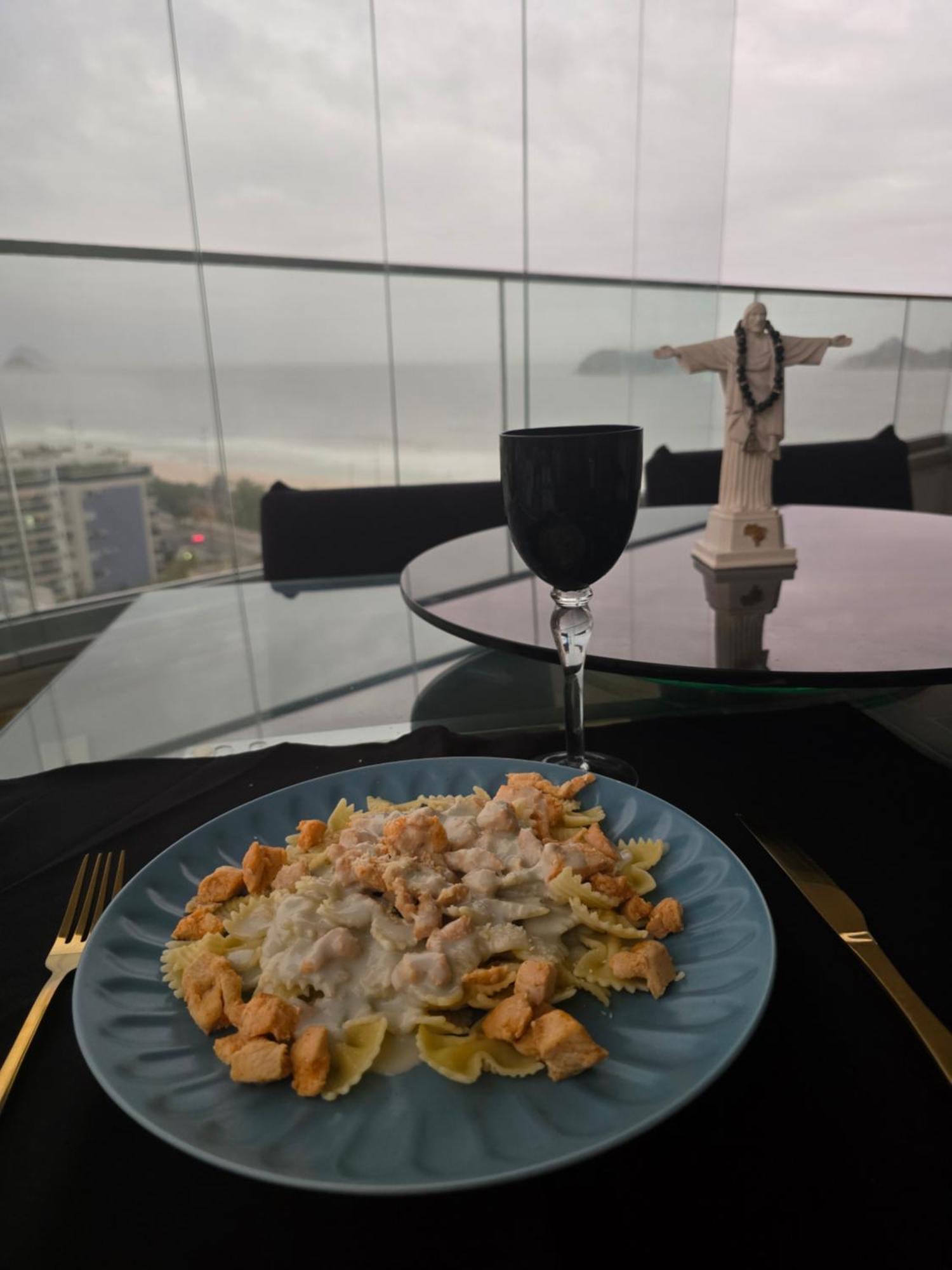 Beira Mar Vista E Montanha Rio de Janeiro