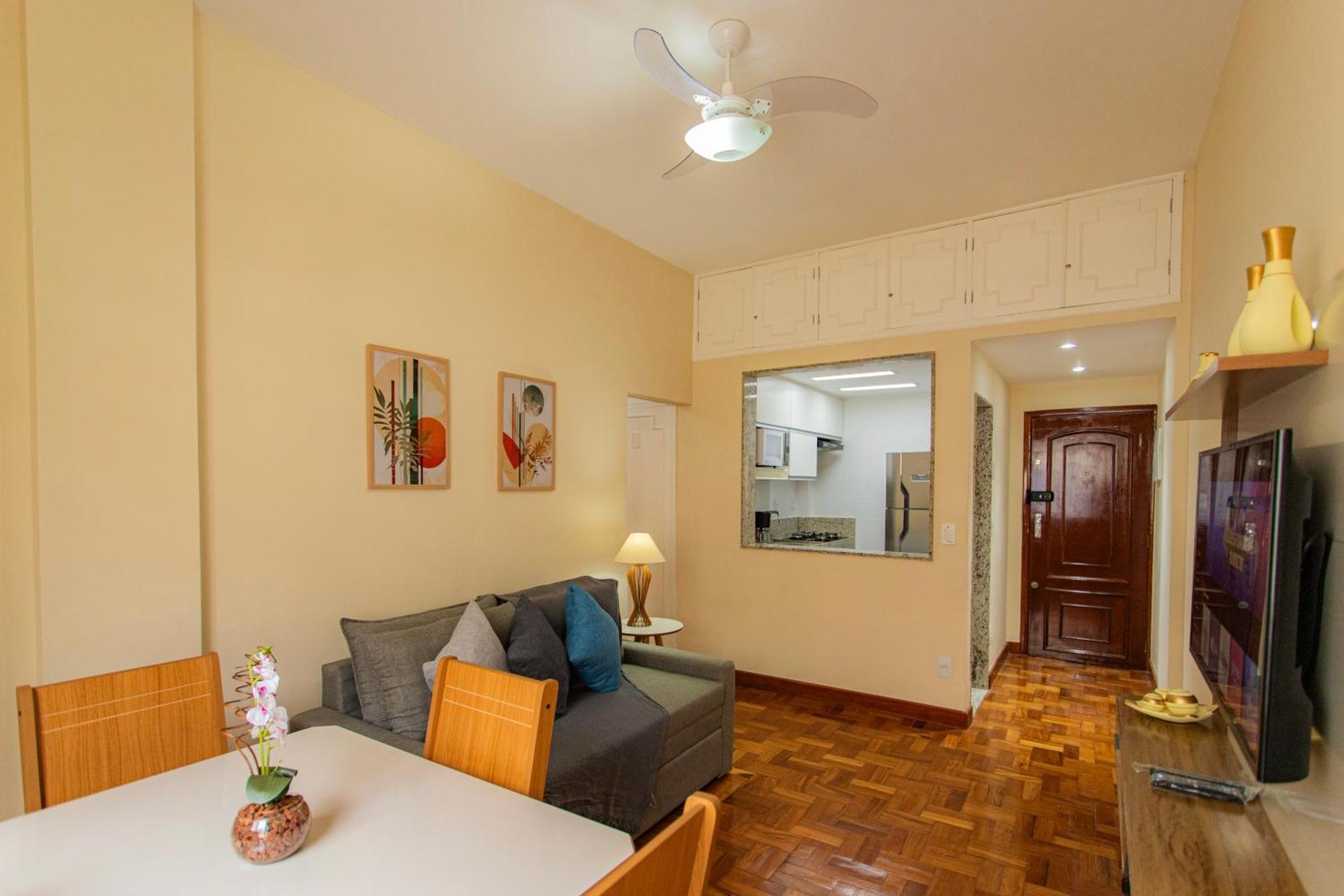 Suh Copacabana 76 On The Beach! Apartamento *