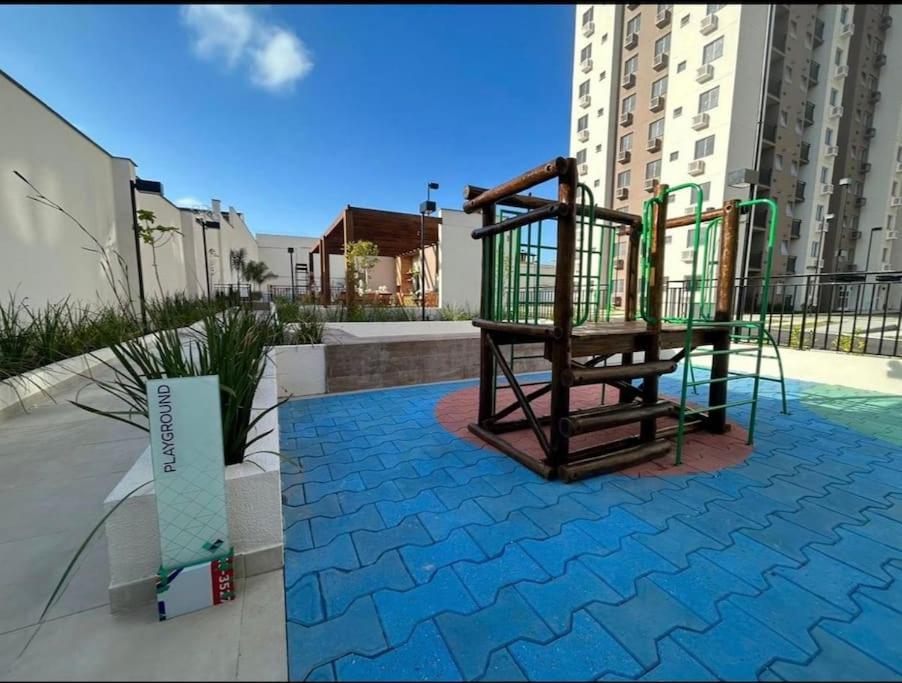 Apartamento 10min,ufrj,cefan,marianha,unisuam,aeroporto Rio de Janeiro