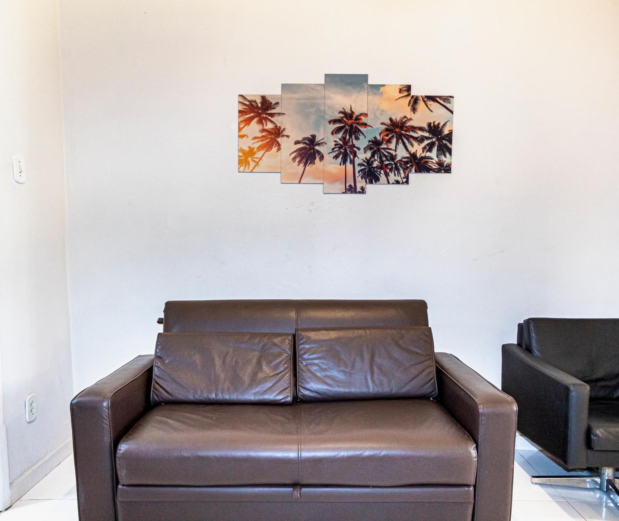 Copacabana: Beachfront Retreat With Modern Comforts Apartment *