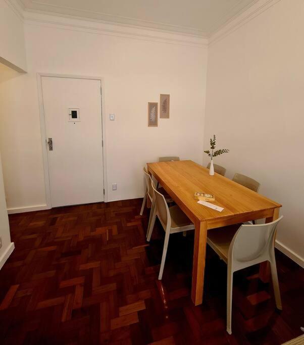 Seu Segundo Lar Em Copacabana! Apartamento