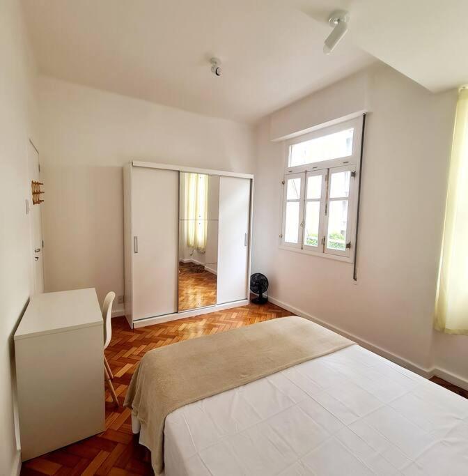 Apartamento Seu Segundo Lar Em Copacabana! *
