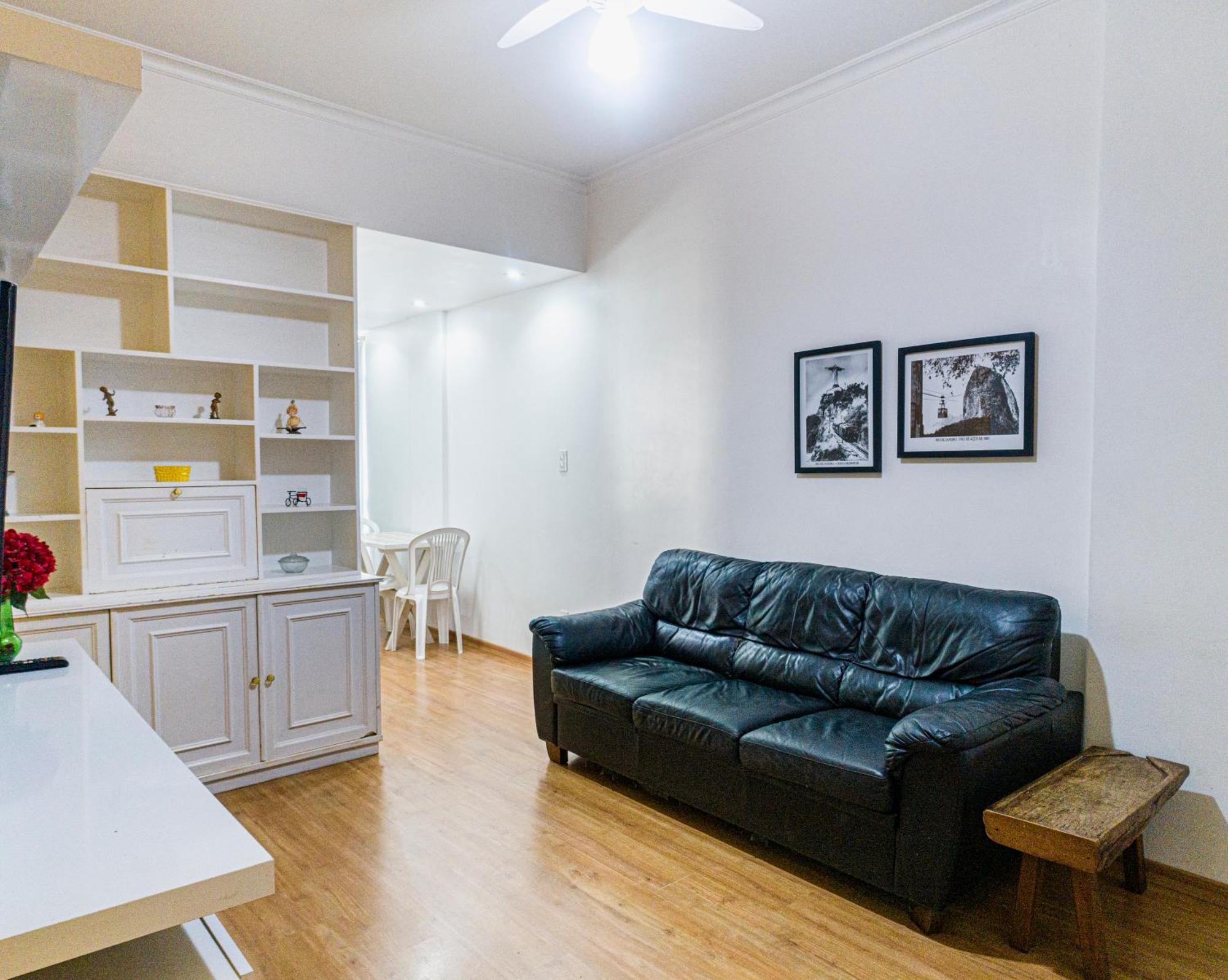 Completo Na De Copacabana 02 Quartos Com Vista Lateral Mar Em Andar Alto, Ar, Wifi , Netflix, Pauloangerami Rmvc18 Rio de Janeiro