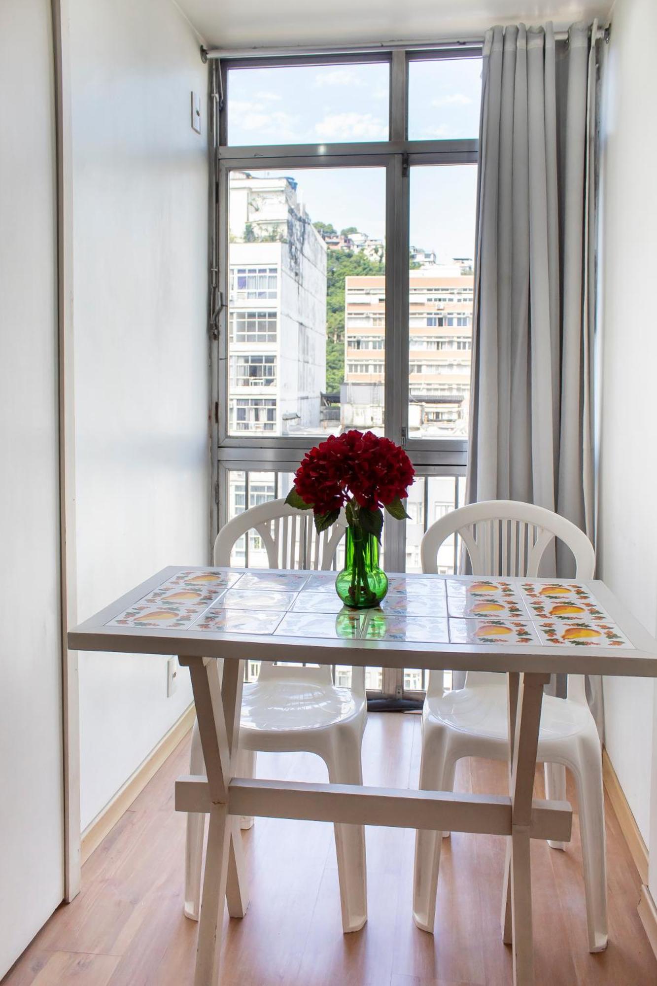 Completo Na De Copacabana 02 Quartos Com Vista Lateral Mar Em Andar Alto, Ar, Wifi , Netflix, Pauloangerami Rmvc18 * Rio de Janeiro