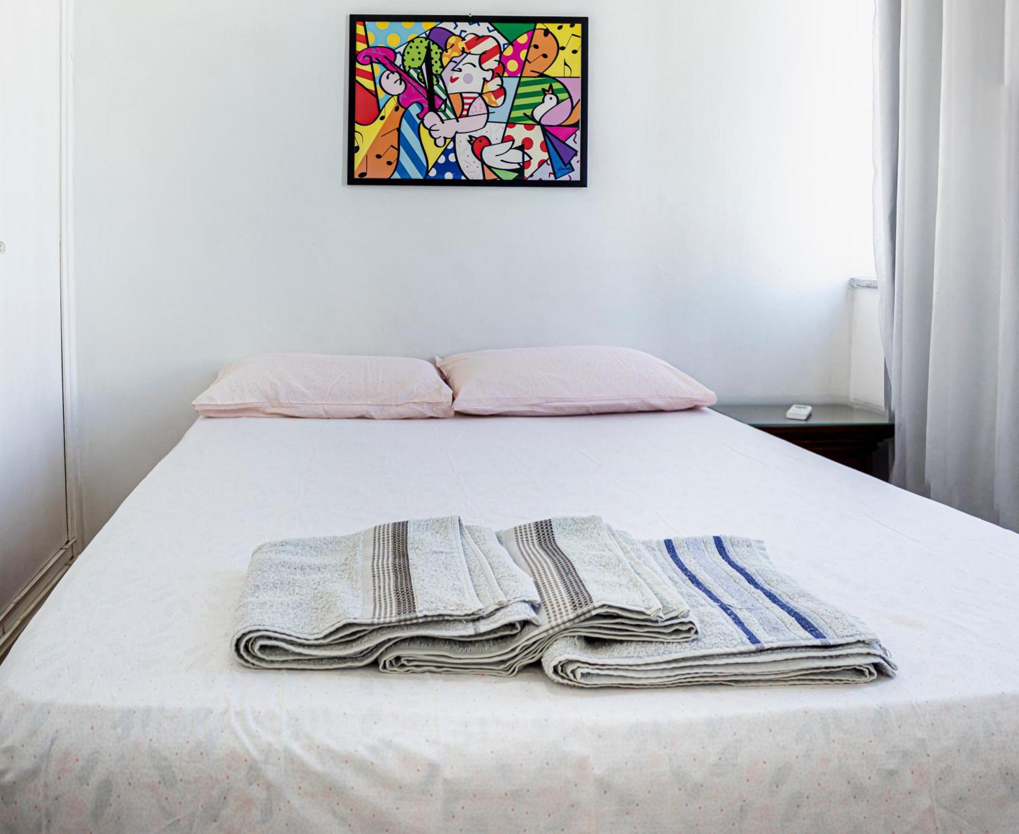Apartamento Completo Na De Copacabana 02 Quartos Com Vista Lateral Mar Em Andar Alto, Ar, Wifi , Netflix, Pauloangerami Rmvc18 *
