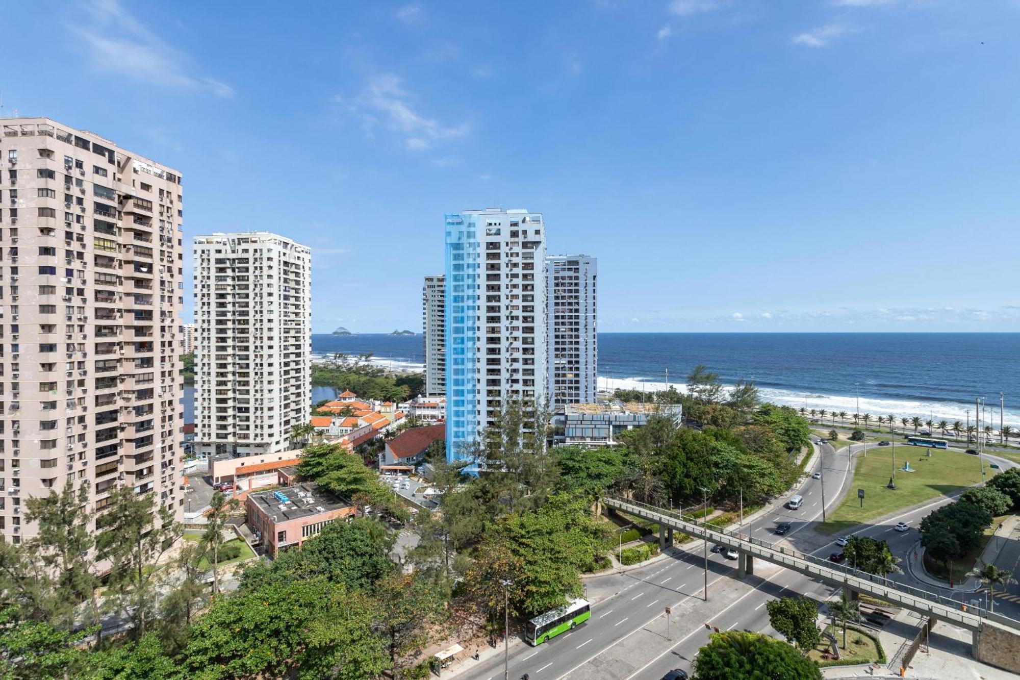 Apartamento Pineapples As1602 - Excelente 3 Quartos Na Barra Da Tijuca Próximo à Rio de Janeiro