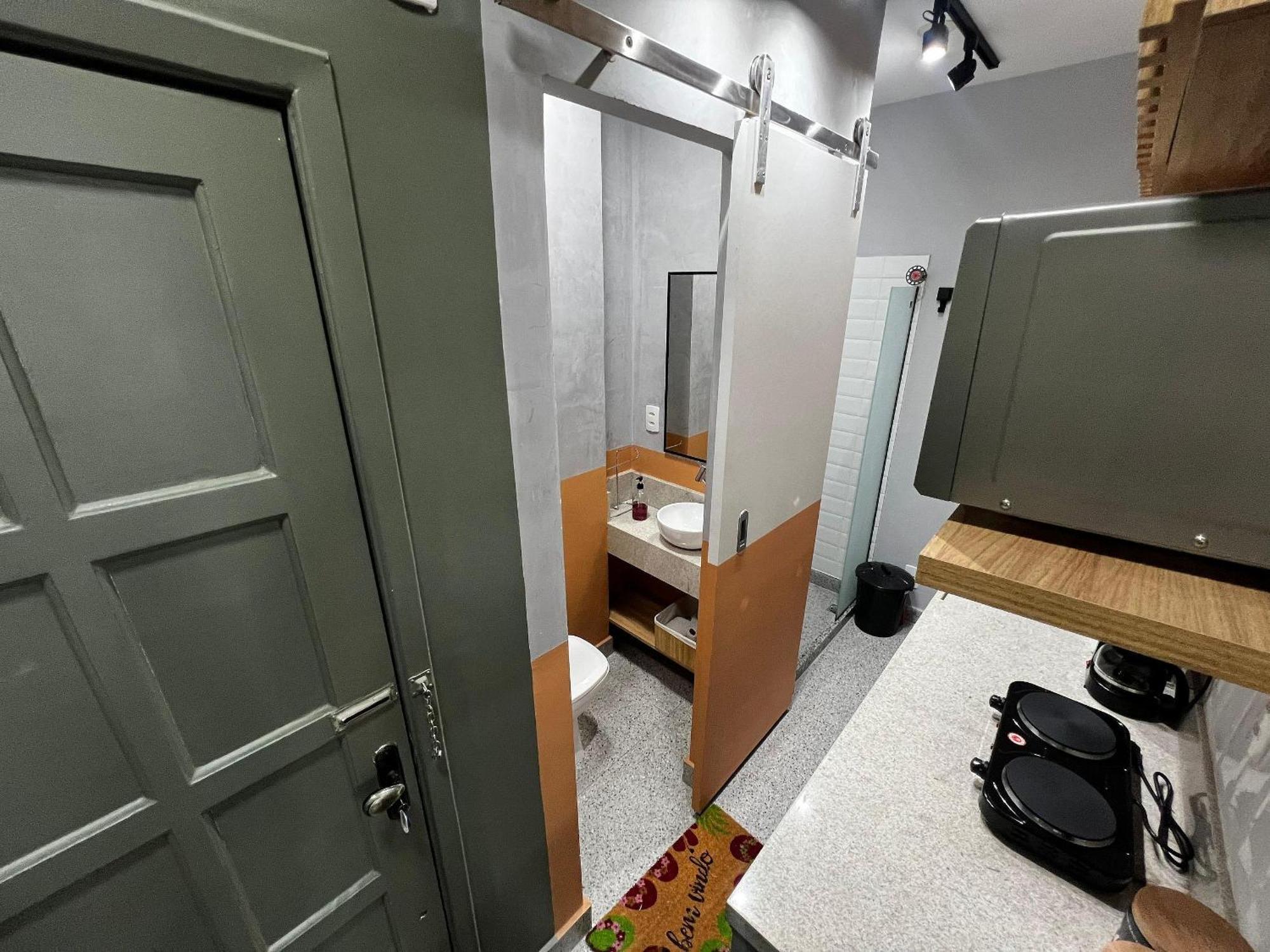Flat Novinho C/ar No Centro/lapa Proximo Ao Metro Apartamento Rio de Janeiro
